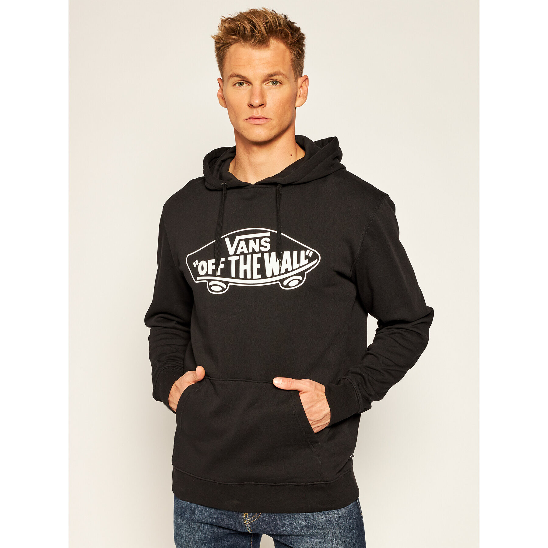 Vans Суитшърт Otw Po Ii VN0A45CKBLK1 Черен Regular Fit - Pepit.bg