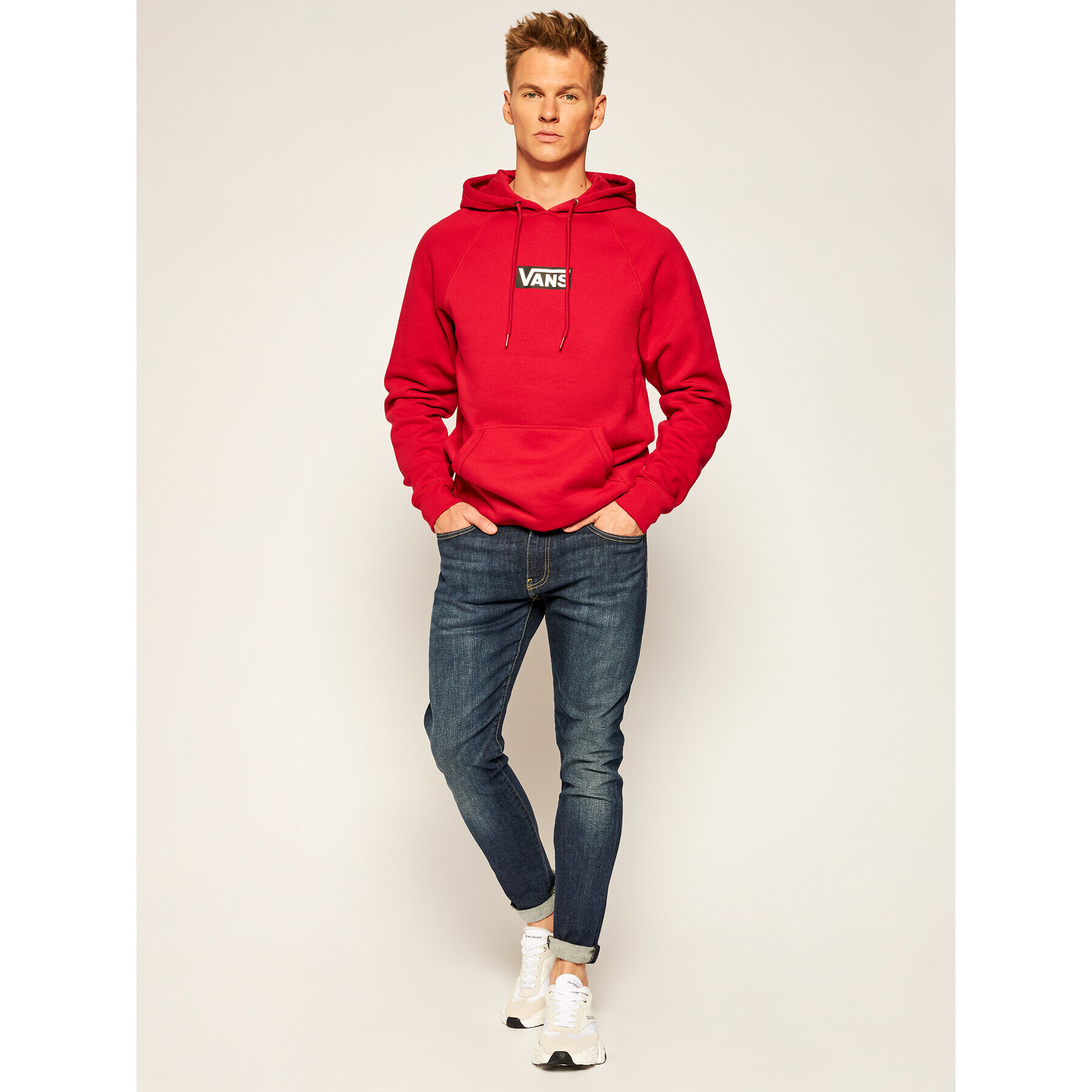 Vans Суитшърт Versa Standard VN0A49SN Червен Regular Fit - Pepit.bg