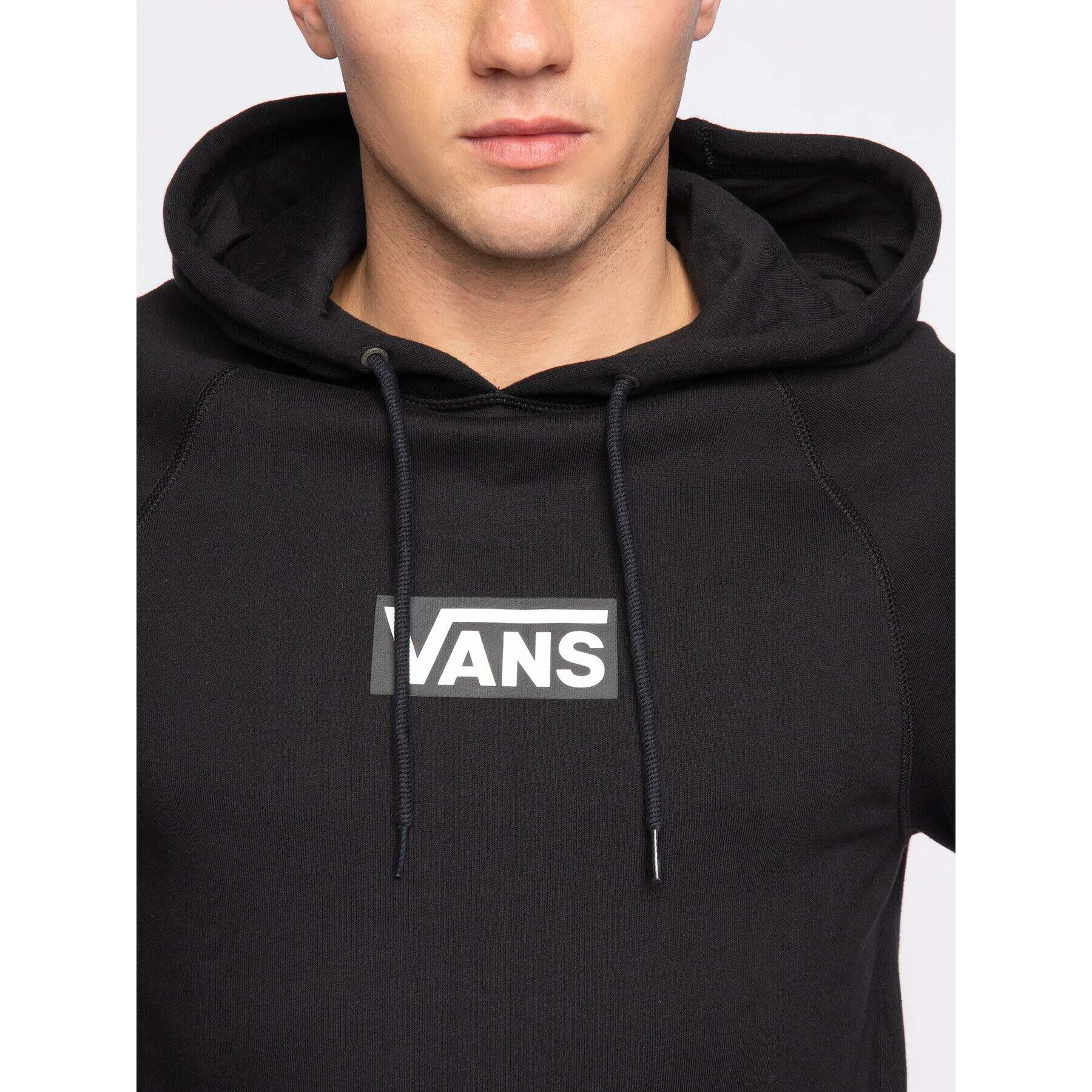 Vans Суитшърт Versa Standard VN0A49SNBLK1 Черен Regular Fit - Pepit.bg