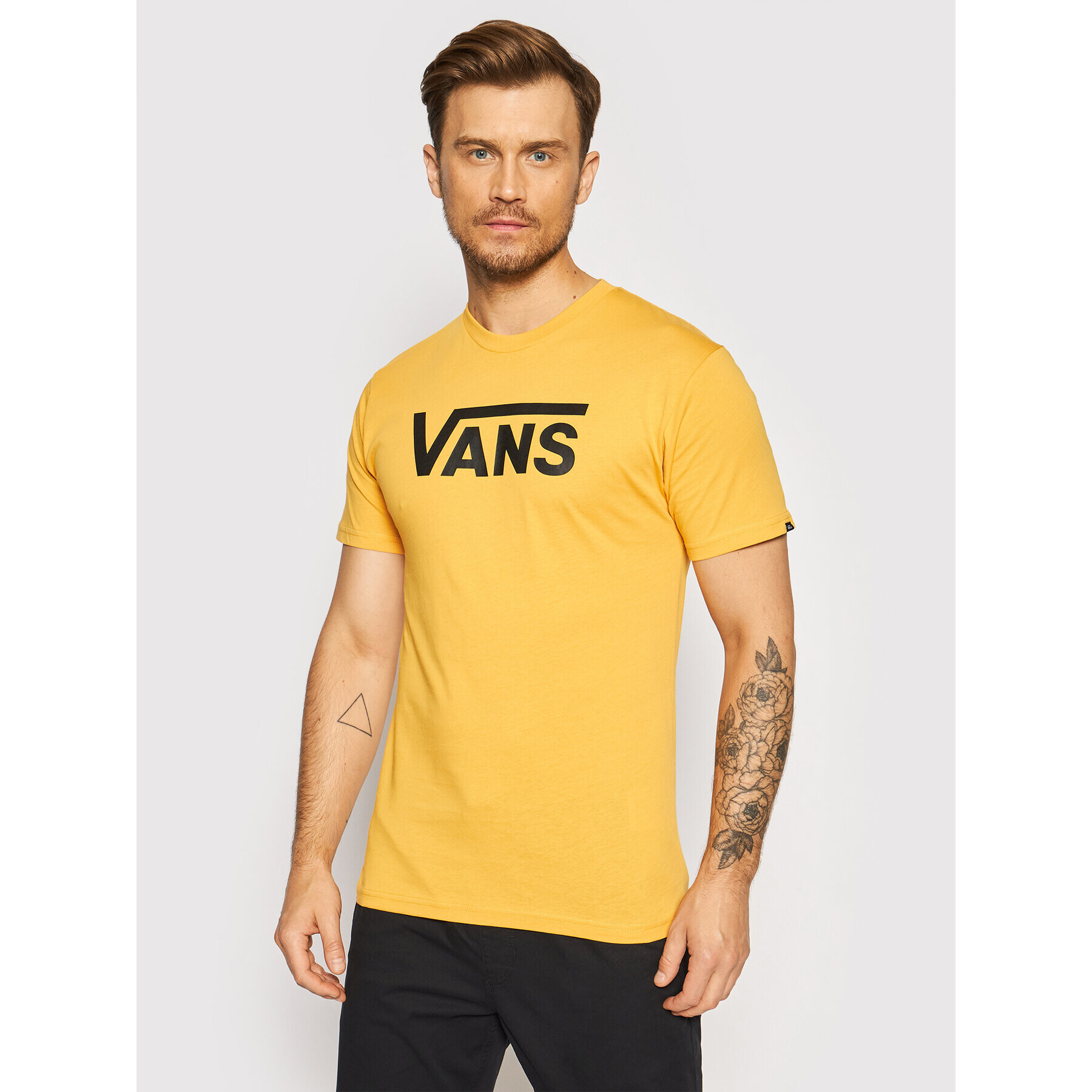 Vans Тишърт Classic VN000GGG Жълт Classic Fit - Pepit.bg
