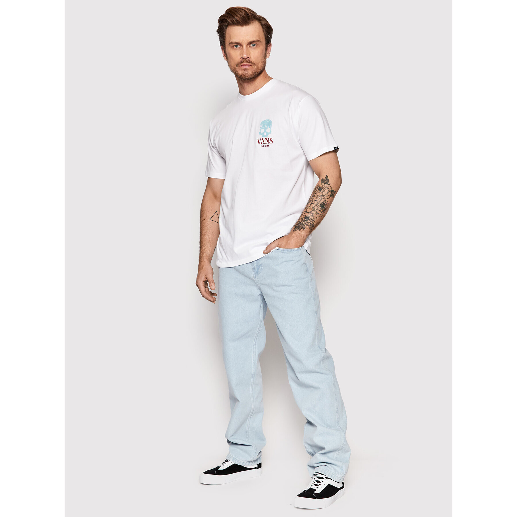 Vans Тишърт Strange Blossoms VN0A7PKJ Бял Regular Fit - Pepit.bg