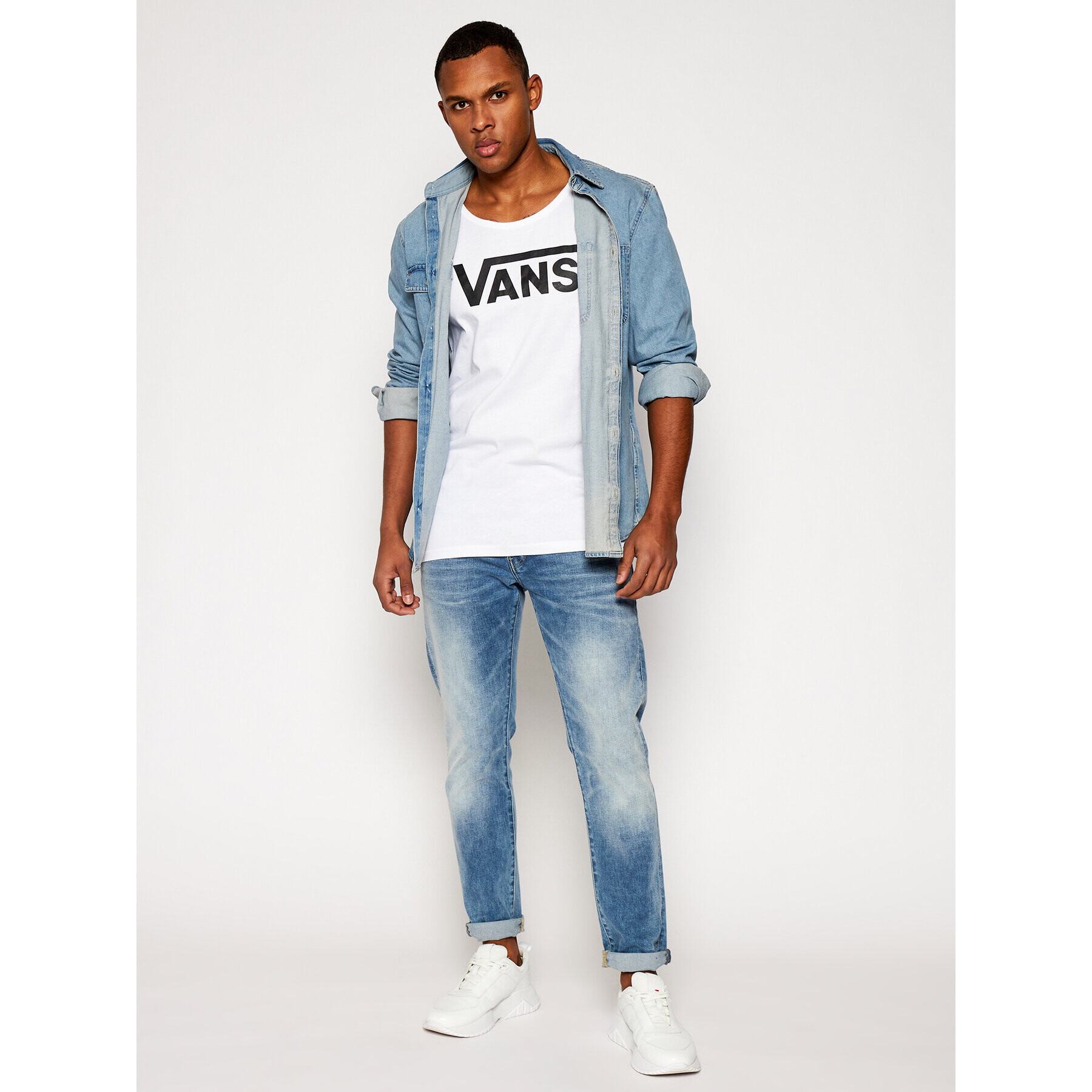 Vans Топ Classic VN000Y8V Бял Classic Fit - Pepit.bg