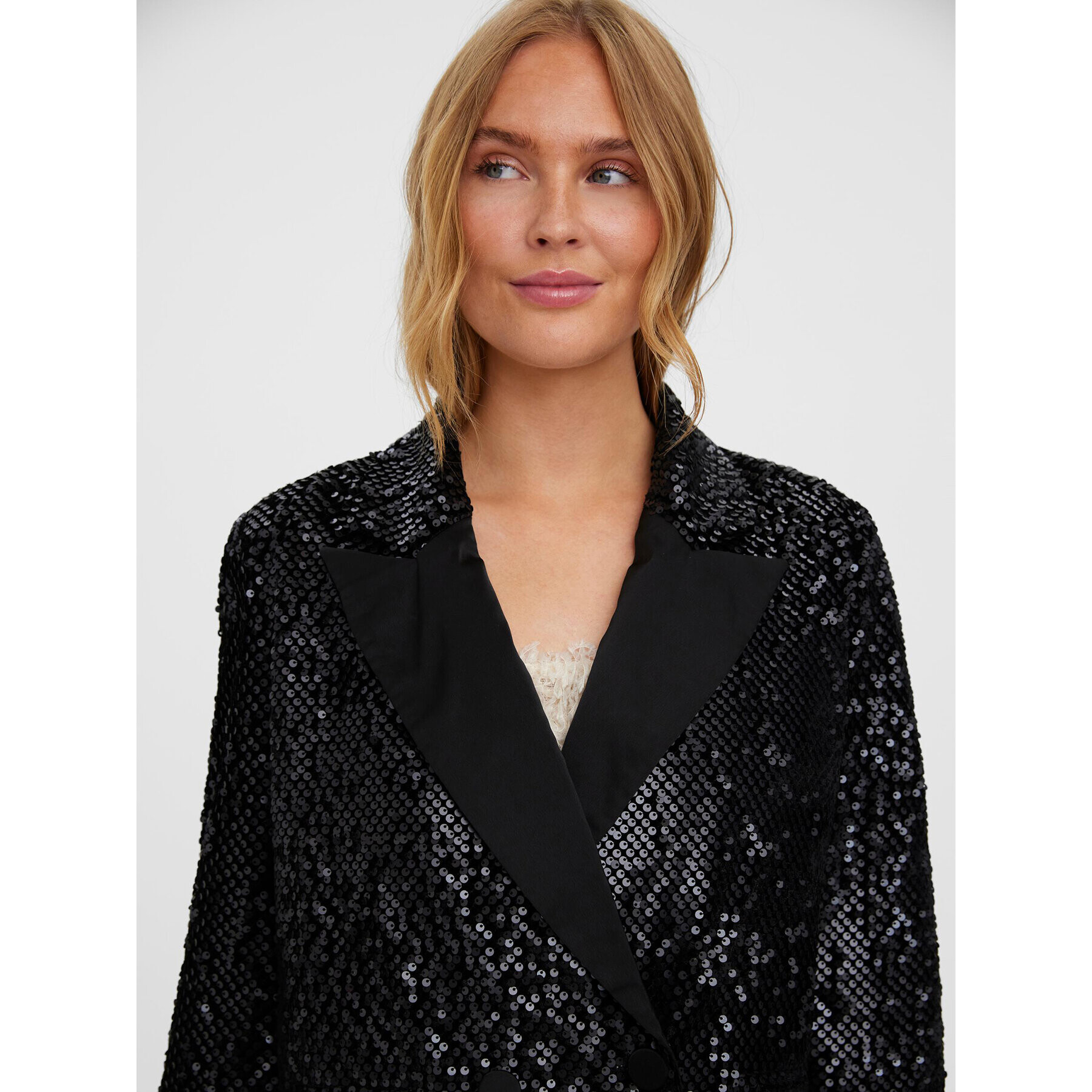 Vero Moda Сако Merle 10277739 Черен Oversize - Pepit.bg