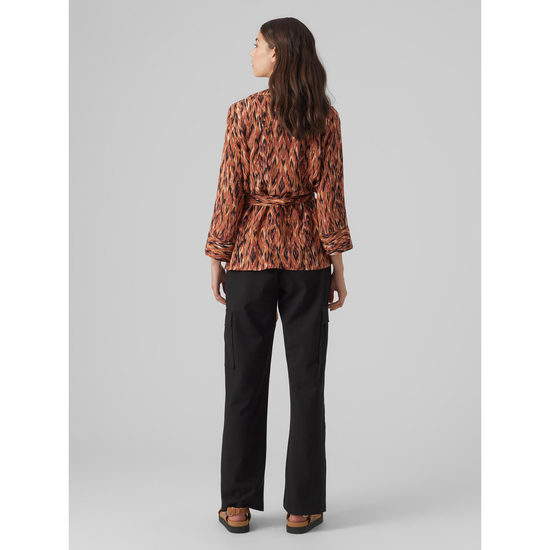 Vero Moda Блуза Easy 10297344 Кафяв Relaxed Fit - Pepit.bg
