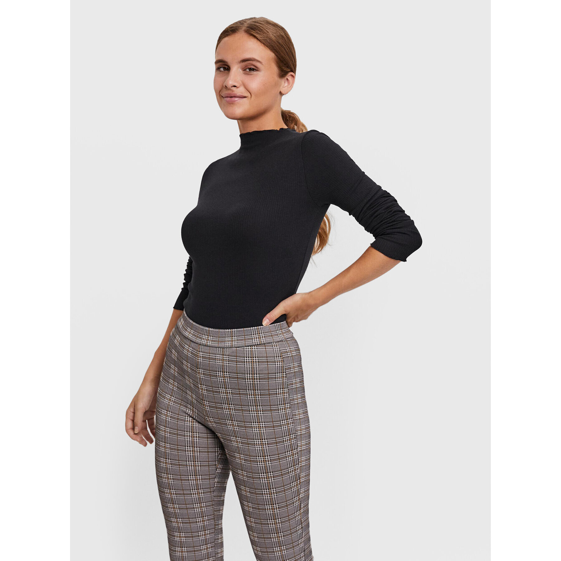 Vero Moda Блуза Vio 10259206 Черен Slim Fit - Pepit.bg