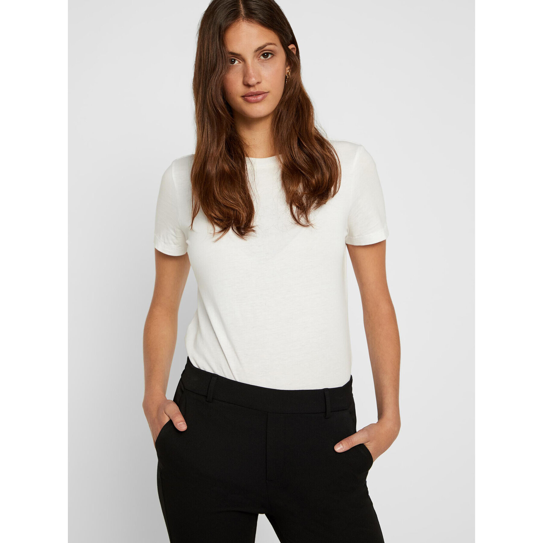 Vero Moda Чино панталони Maya 10225280 Черен Regular Fit - Pepit.bg