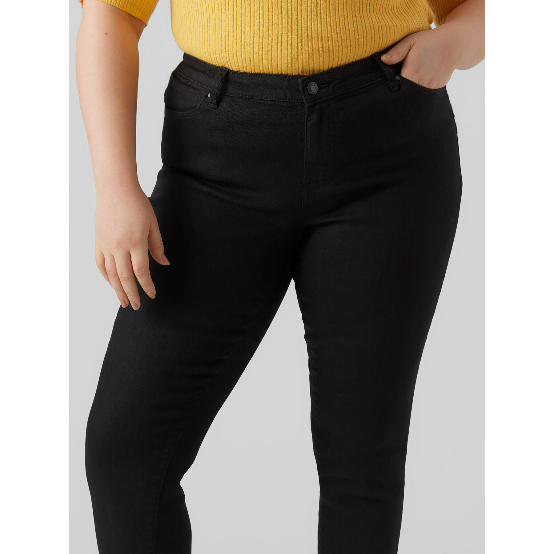 Vero Moda Curve Дънки Rudy 10287063 Черен Slim Fit - Pepit.bg