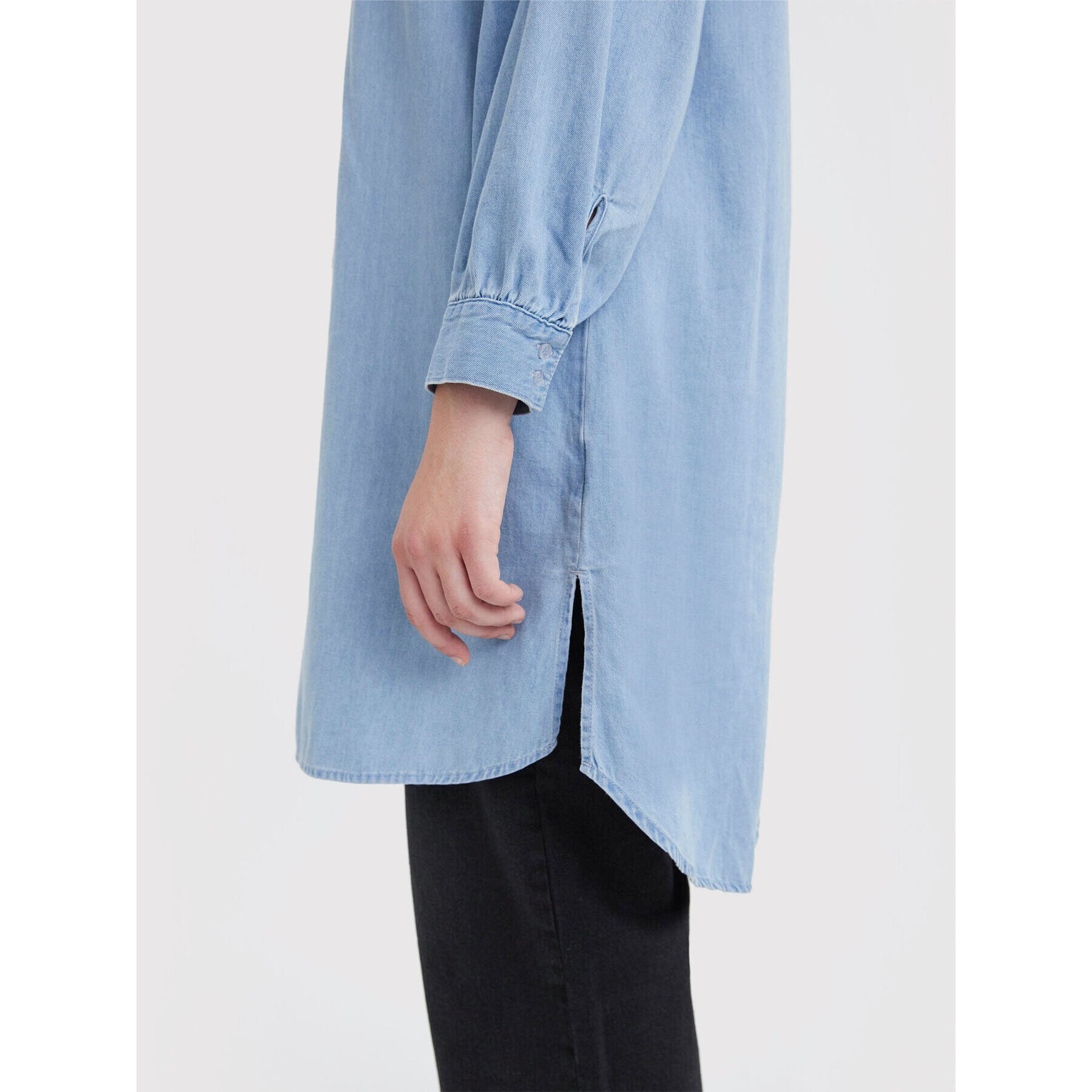Vero Moda Curve дънкова риза Lindsey 10266775 Син Regular Fit - Pepit.bg