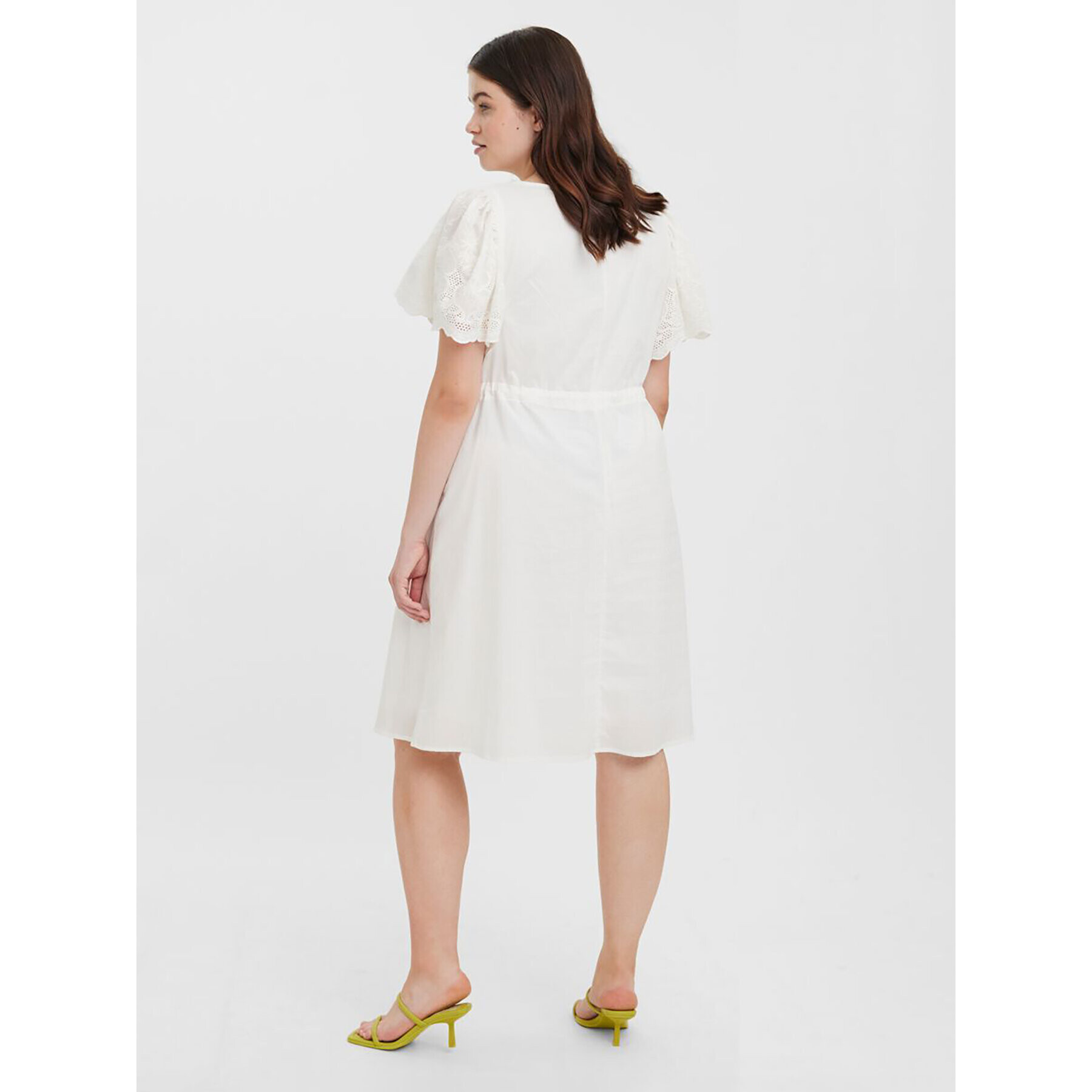 Vero Moda Curve Ежедневна рокля Harriet 10266733 Бял Regular Fit - Pepit.bg