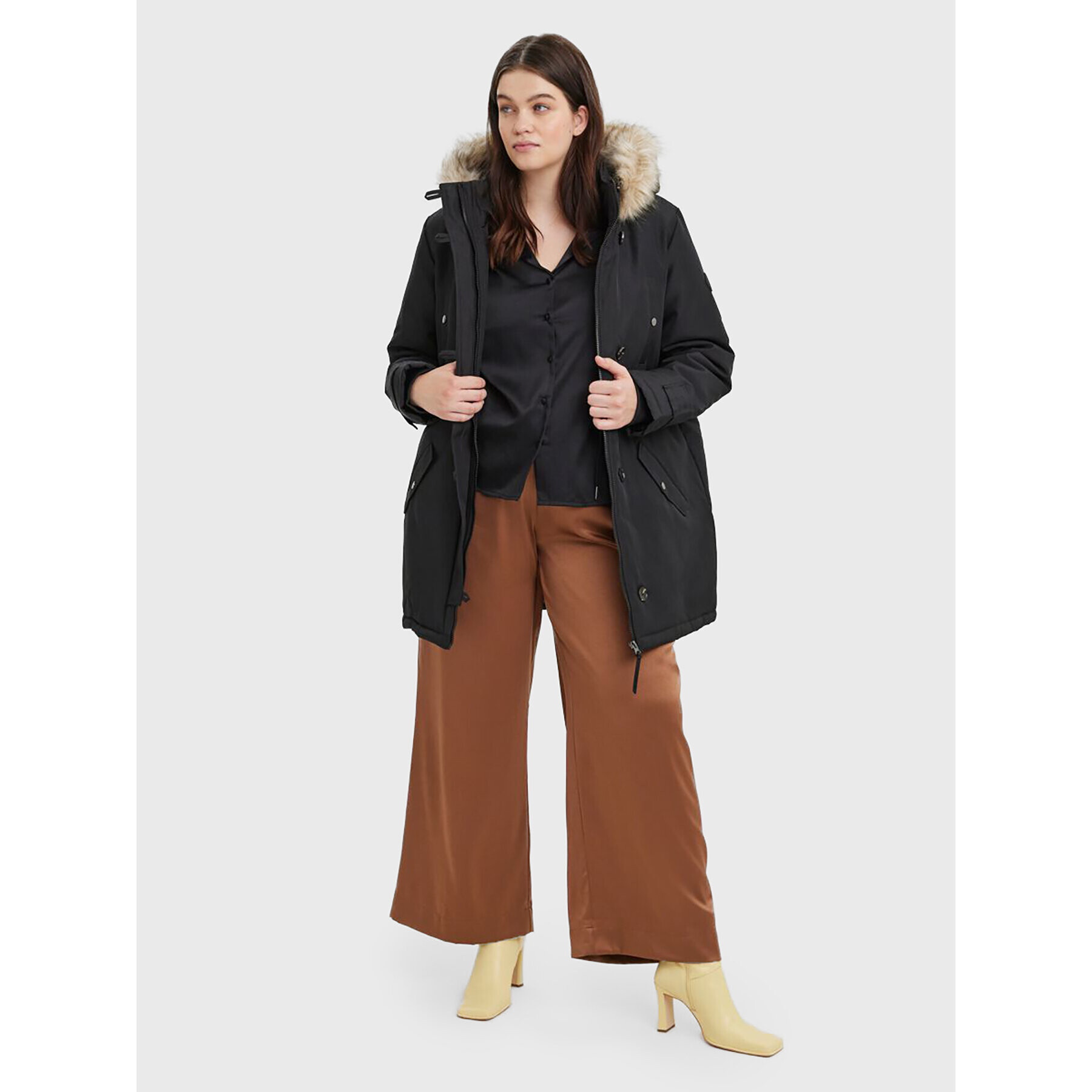 Vero Moda Curve Парка Storm 10276474 Черен Regular Fit - Pepit.bg