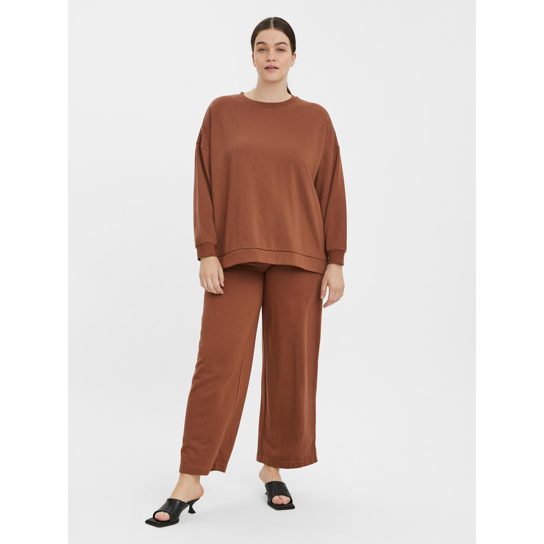 Vero Moda Curve Суитшърт Ea 10273013 Кафяв Oversize - Pepit.bg