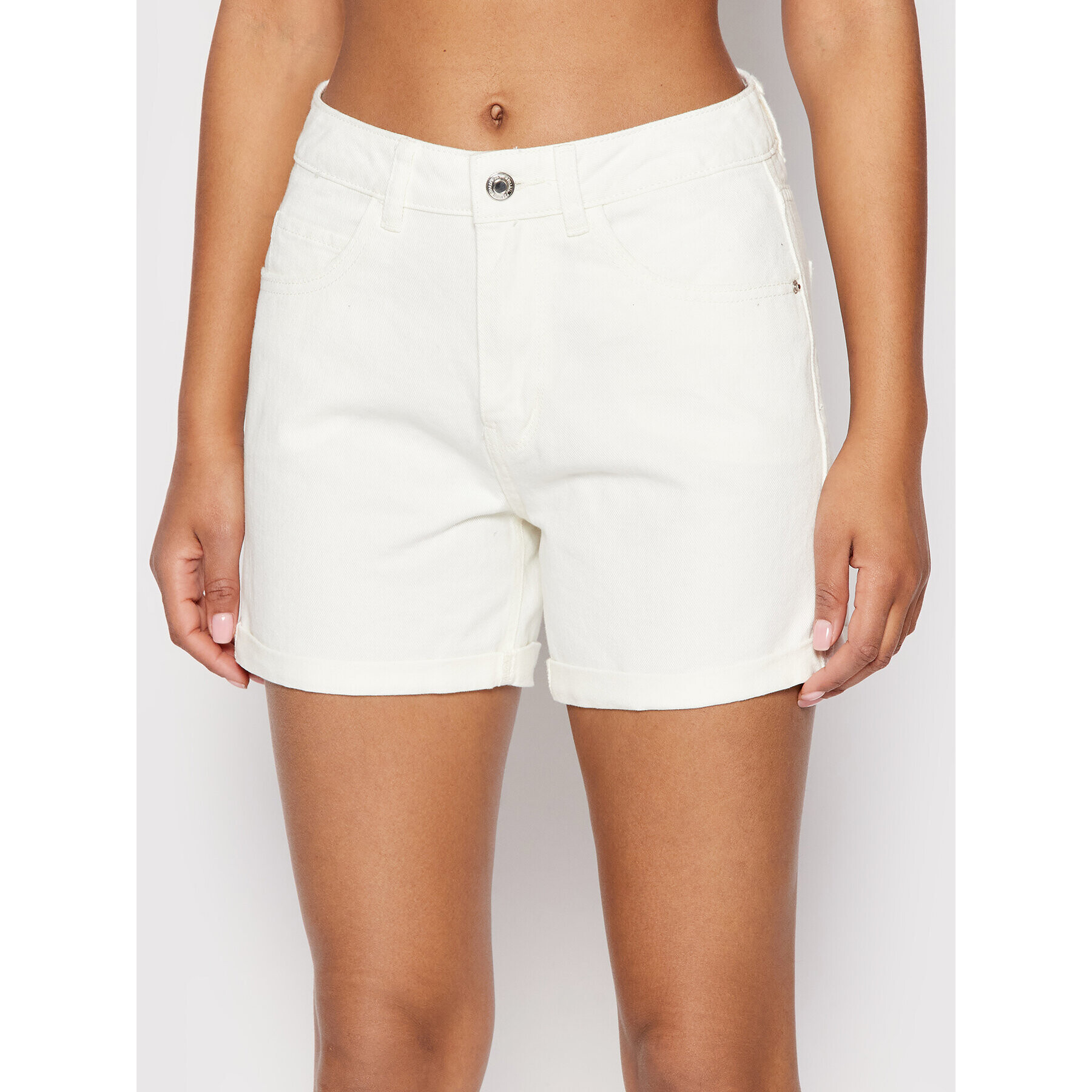 Vero Moda Дънкови шорти Nineteen 10225506 Бял Loose Fit - Pepit.bg