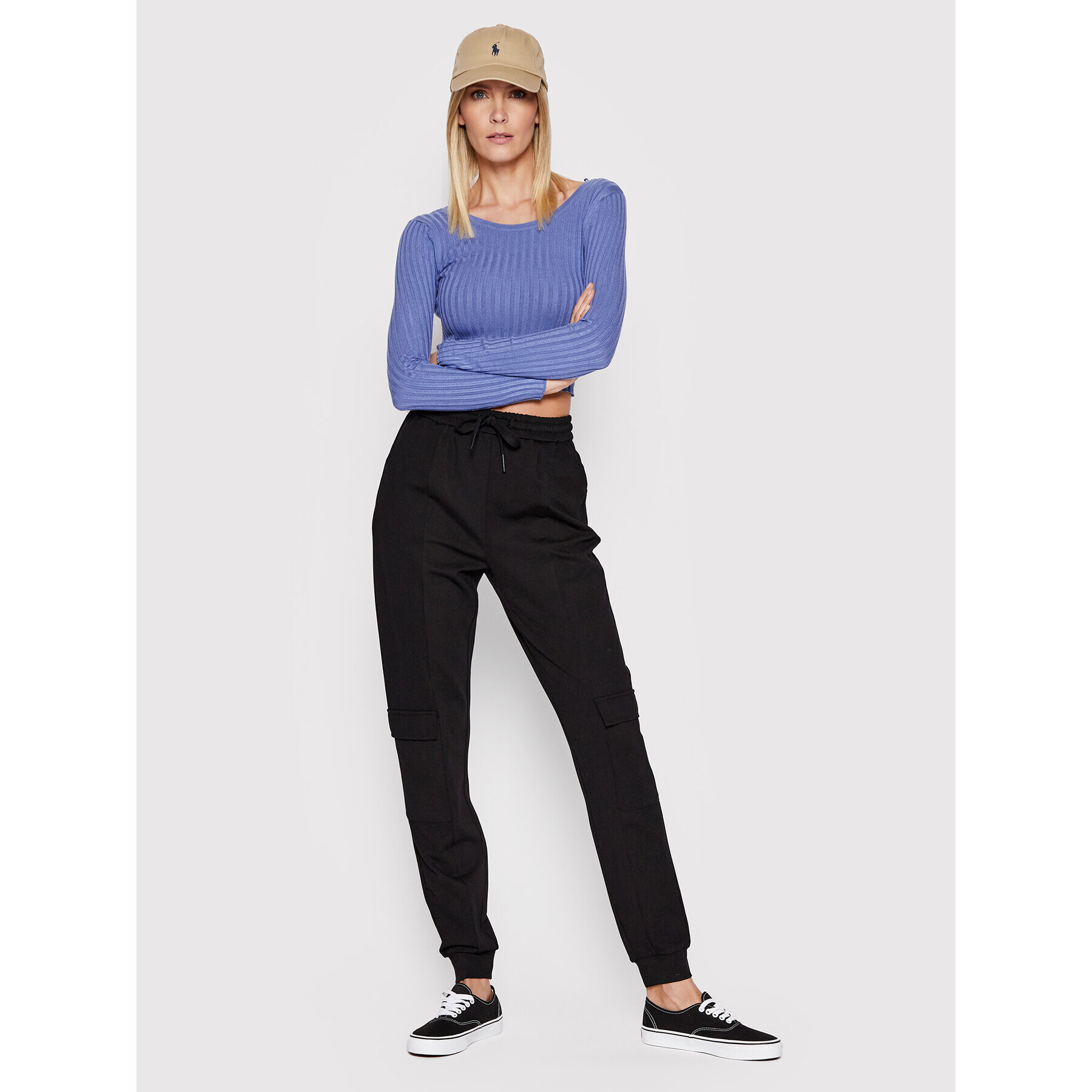 Vero Moda Долнище анцуг Eva 10261629 Черен Regular Fit - Pepit.bg