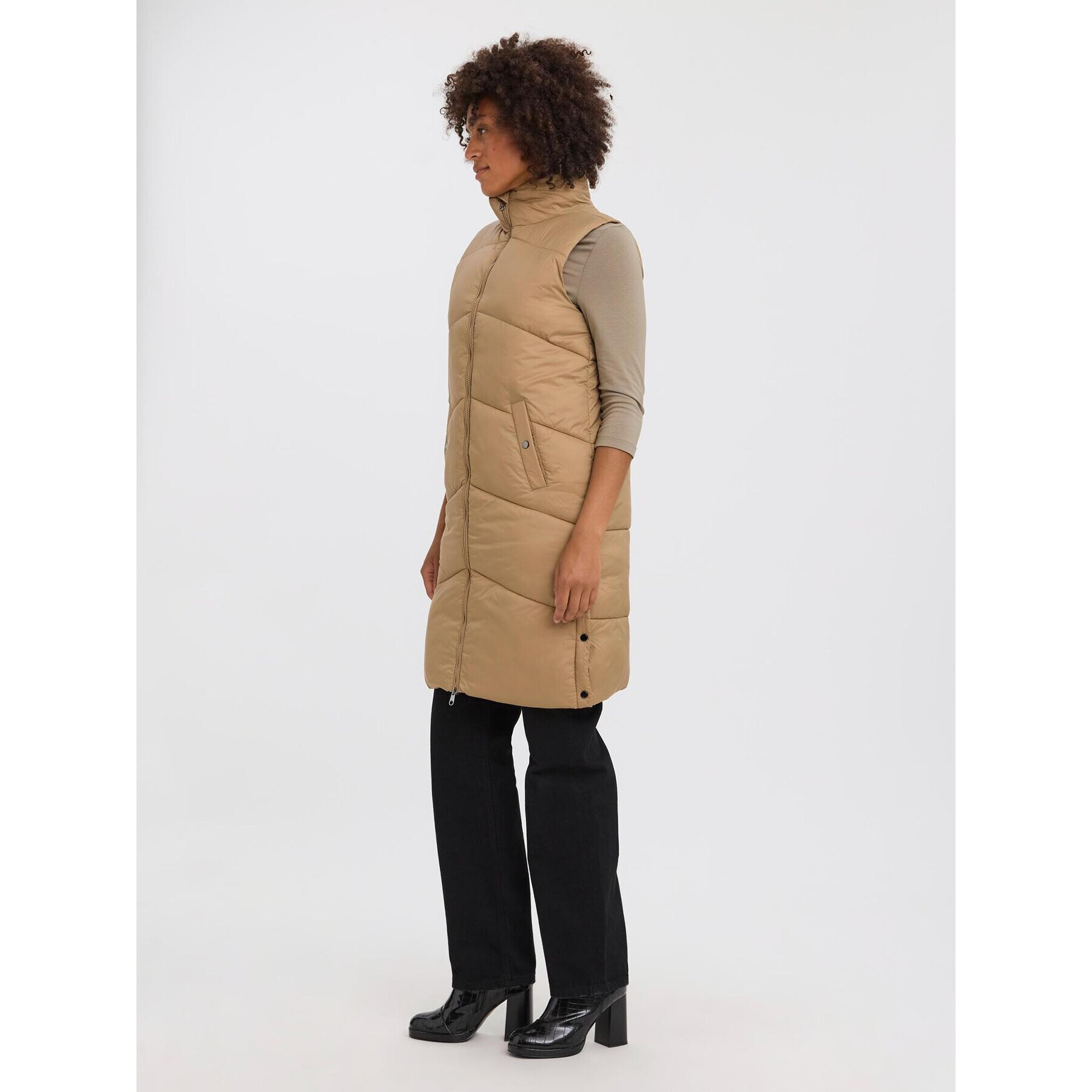 Vero Moda Елек Uppsala 10273950 Бежов Regular Fit - Pepit.bg