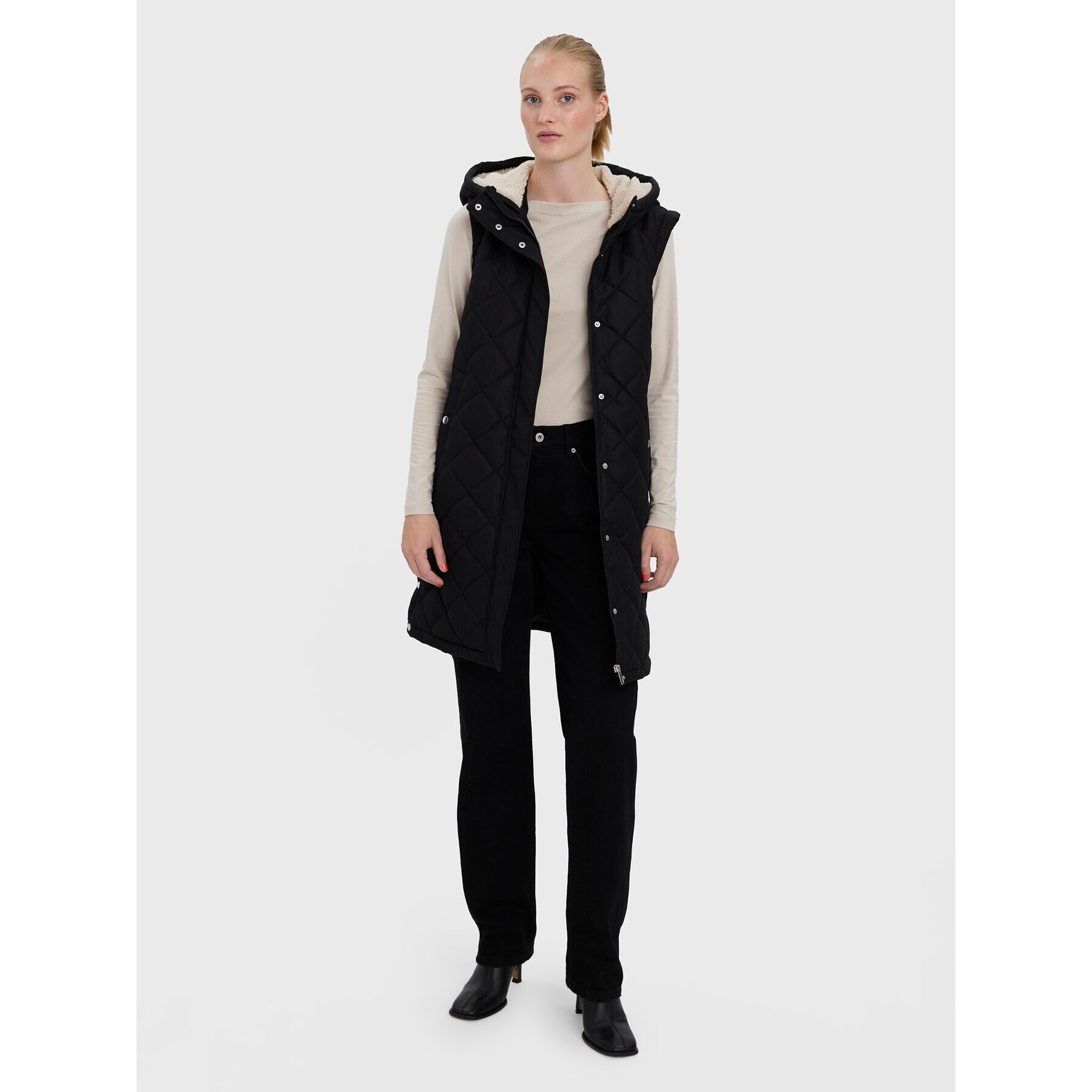 Vero Moda Елек Louiseteddy 10273954 Черен Regular Fit - Pepit.bg