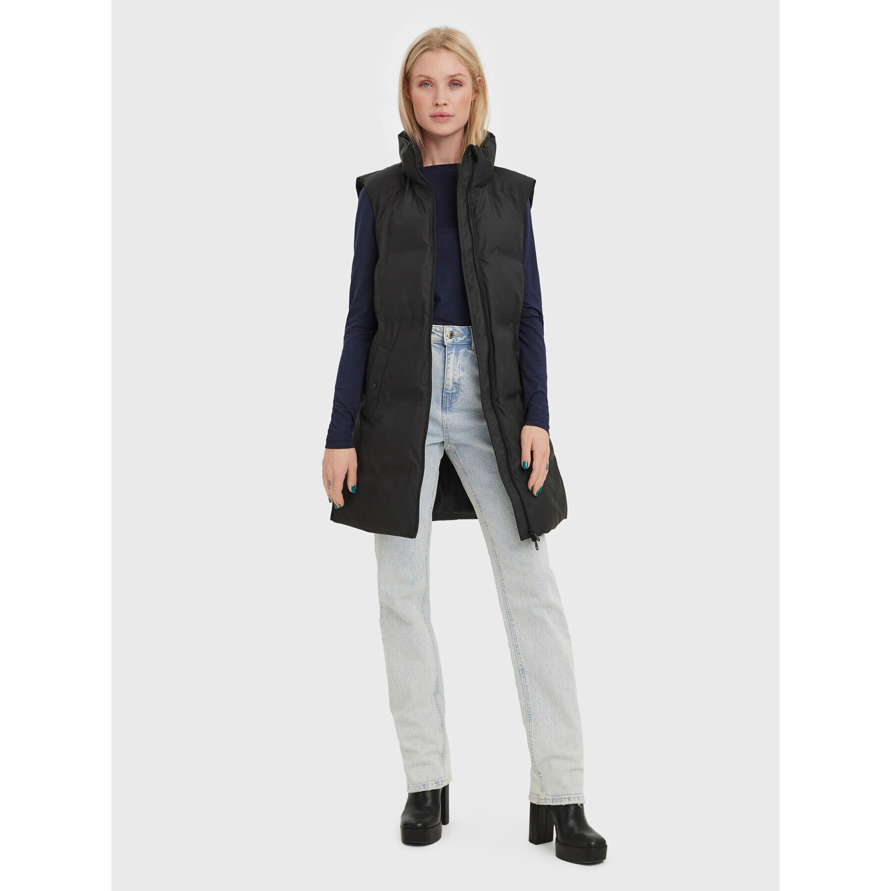 Vero Moda Елек Noe 10267107 Черен Regular Fit - Pepit.bg