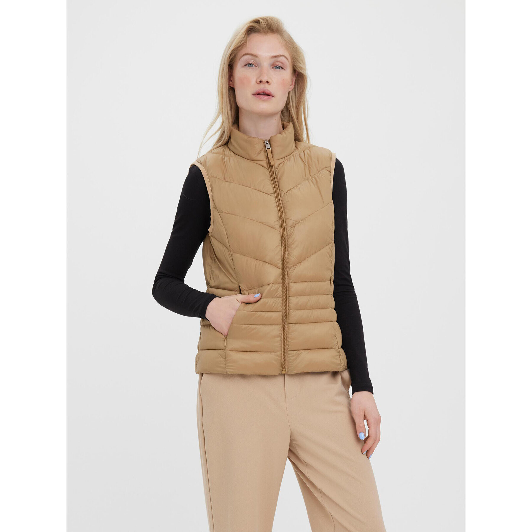 Vero Moda Елек Sorayasiv 10266966 Кафяв Regular Fit - Pepit.bg