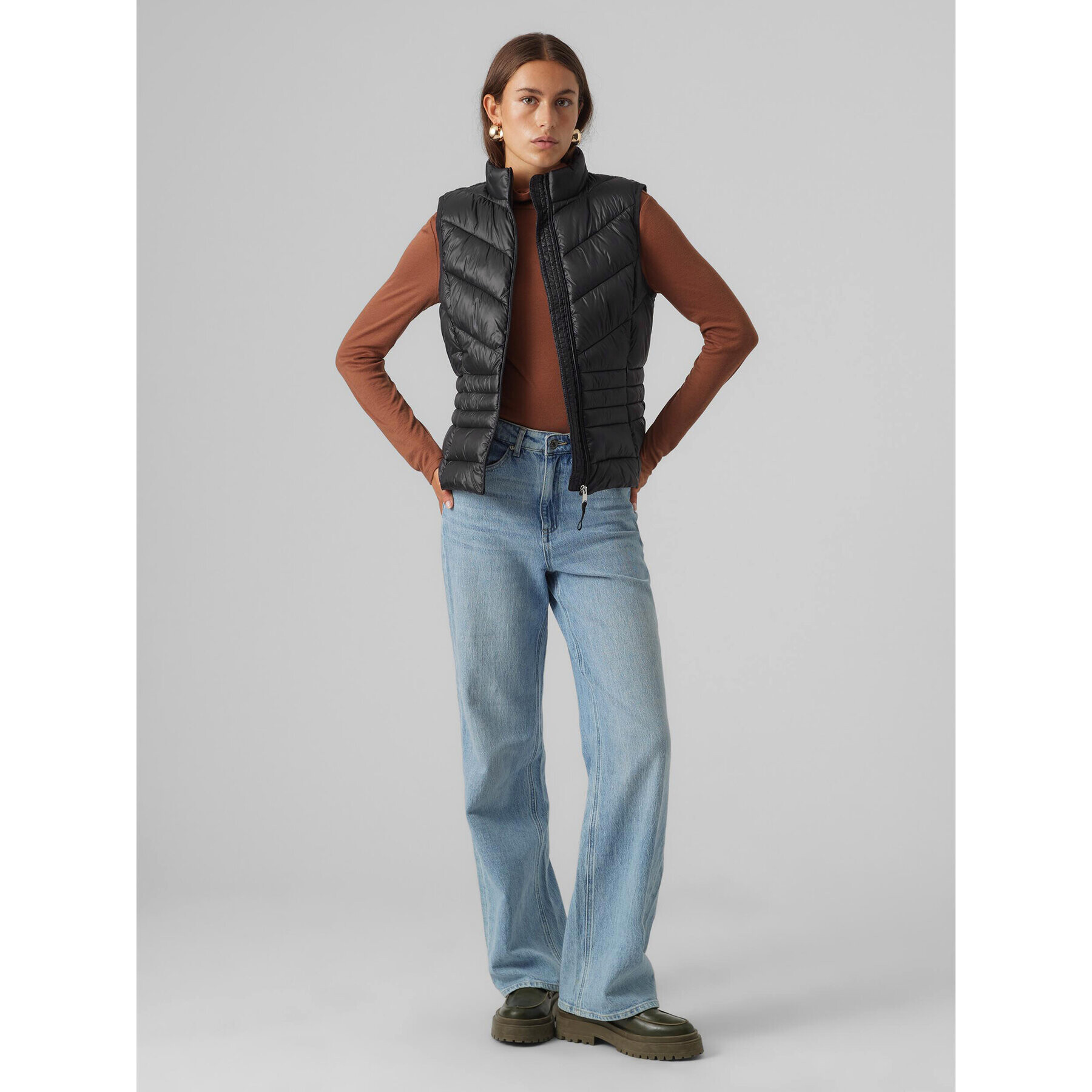 Vero Moda Елек Sorayasiv 10289449 Черен Regular Fit - Pepit.bg
