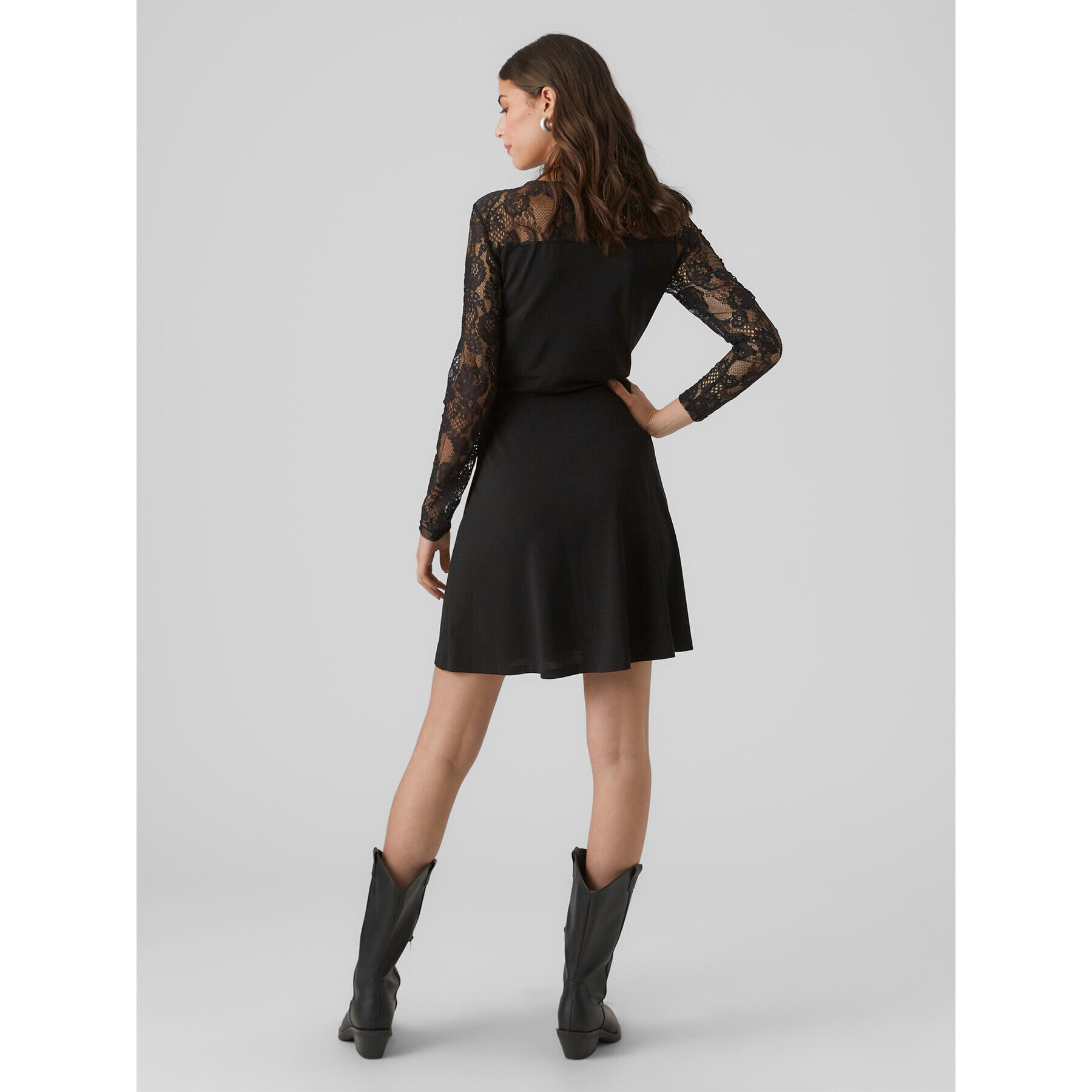 Vero Moda Ежедневна рокля 10296124 Черен Regular Fit - Pepit.bg