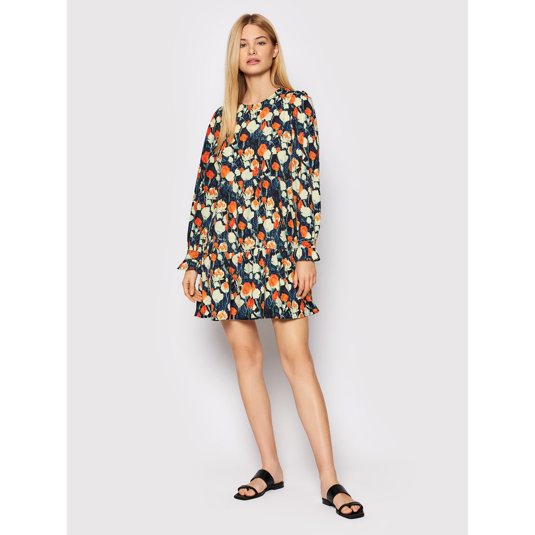 Vero Moda Ежедневна рокля Helga 10268662 Цветен Relaxed Fit - Pepit.bg