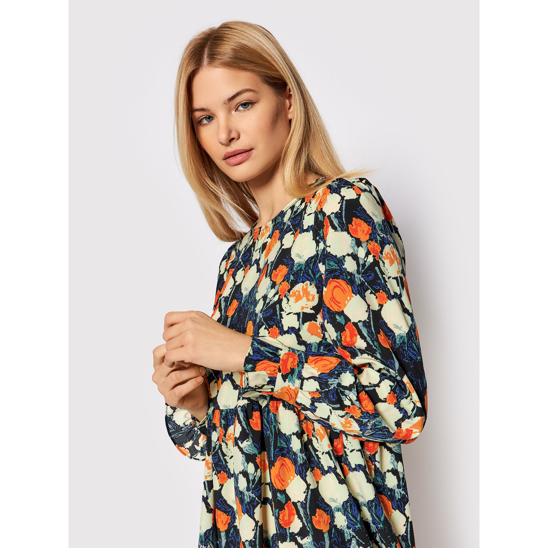 Vero Moda Ежедневна рокля Helga 10268662 Цветен Relaxed Fit - Pepit.bg