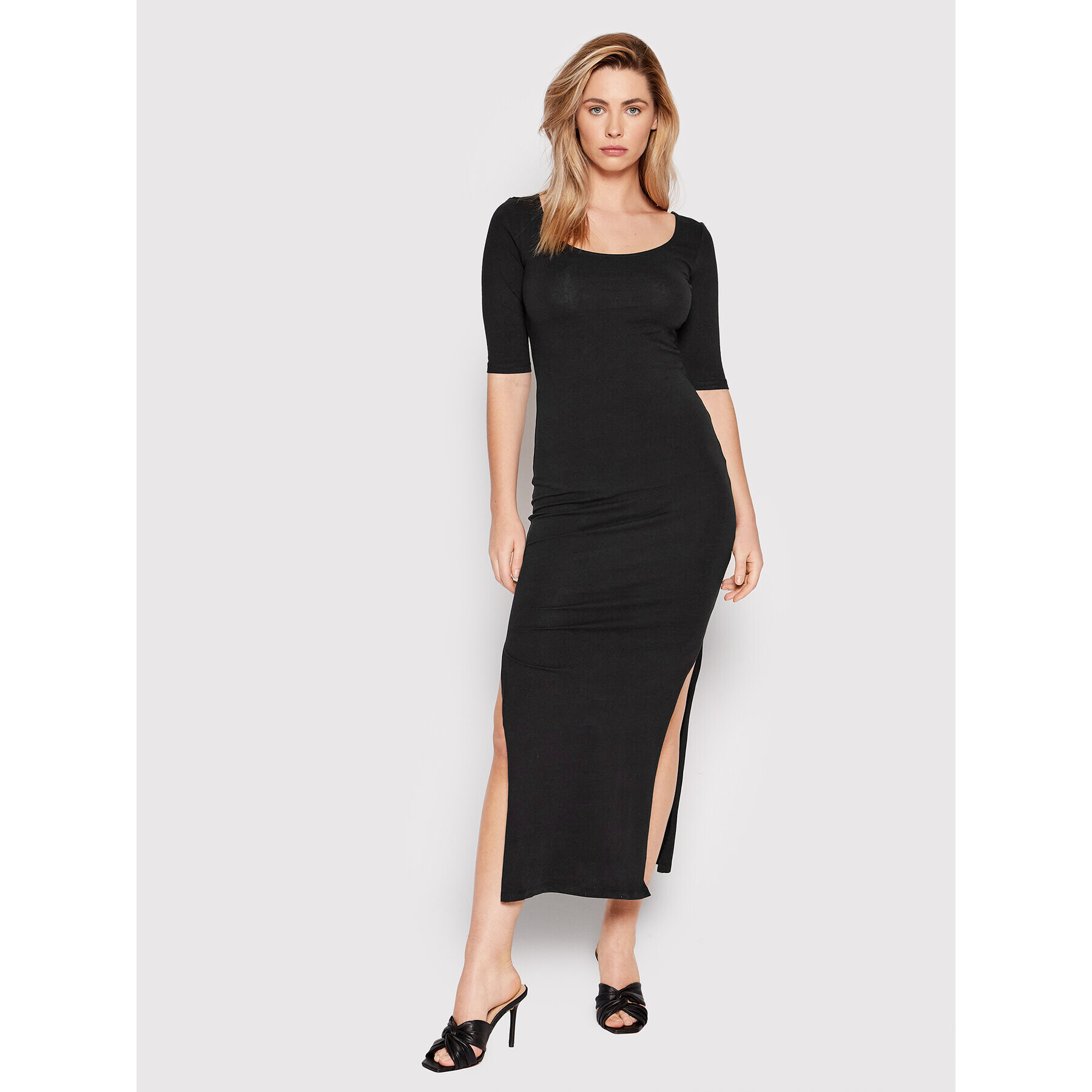 Vero Moda Ежедневна рокля Maxi 10260321 Черен Slim Fit - Pepit.bg