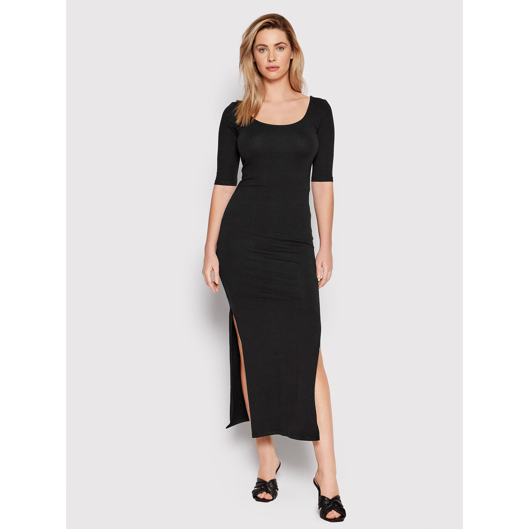 Vero Moda Ежедневна рокля Maxi 10260321 Черен Slim Fit - Pepit.bg