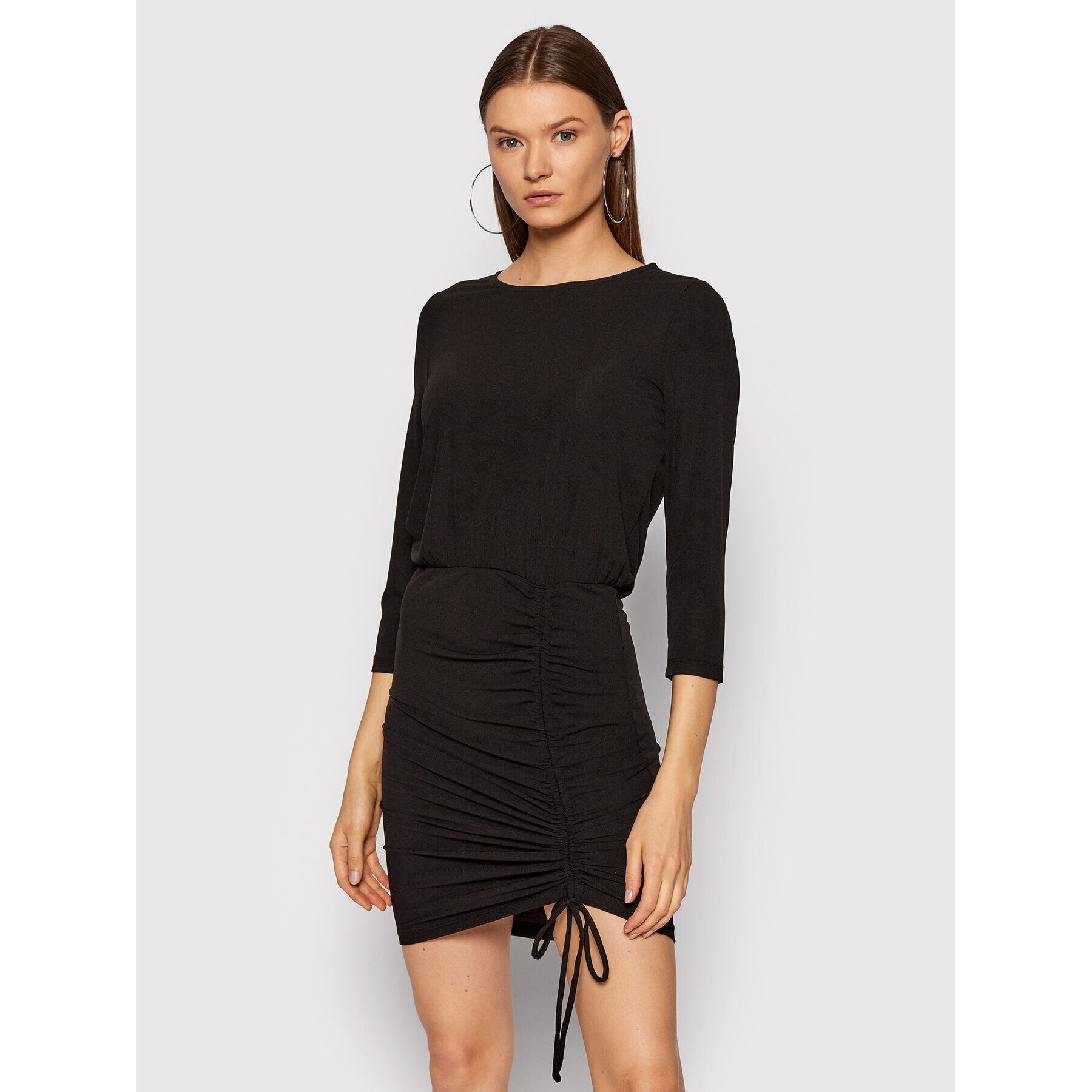 Vero Moda Ежедневна рокля Molly Emmy 10258061 Черен Slim Fit - Pepit.bg