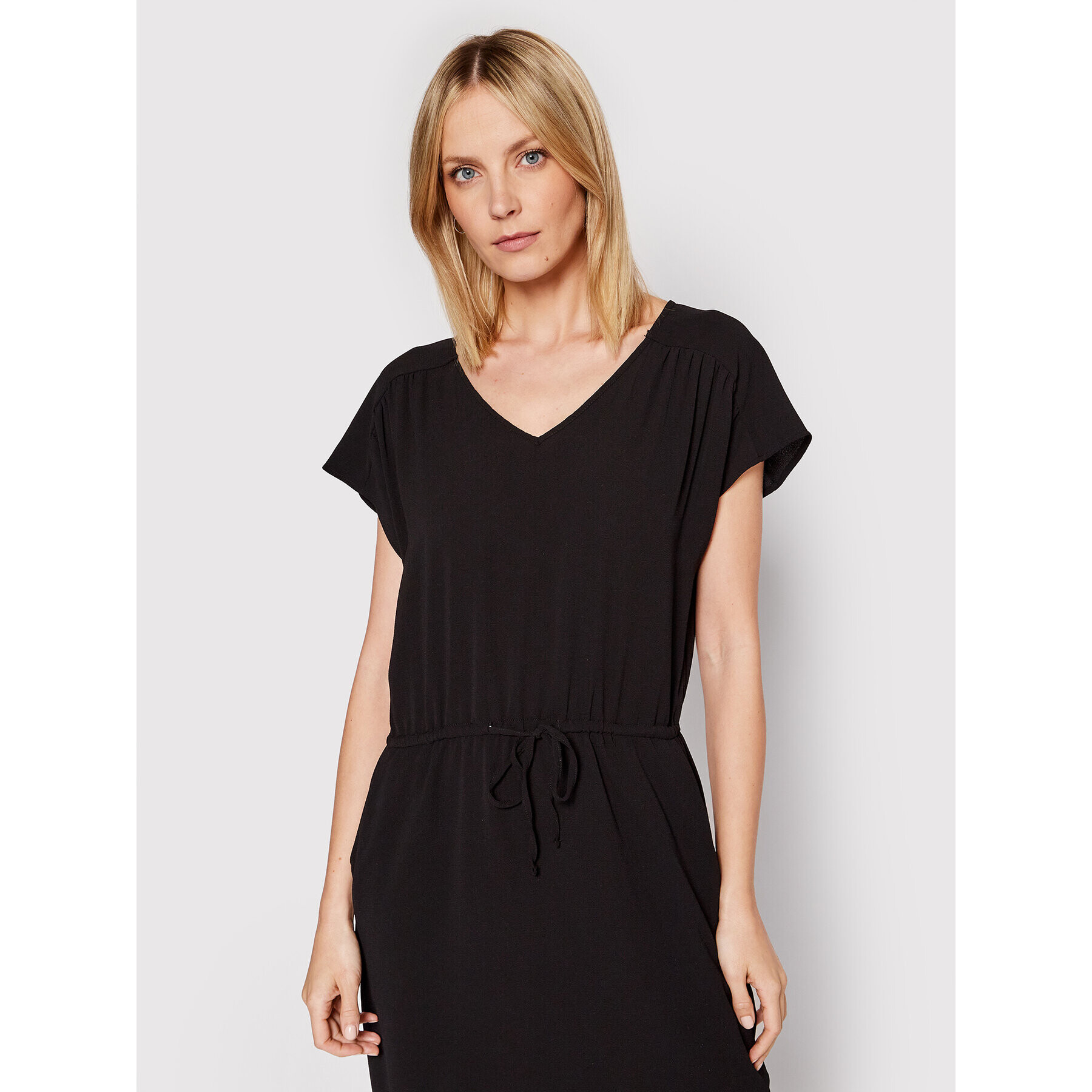 Vero Moda Ежедневна рокля Sallini 10266793 Черен Regular Fit - Pepit.bg