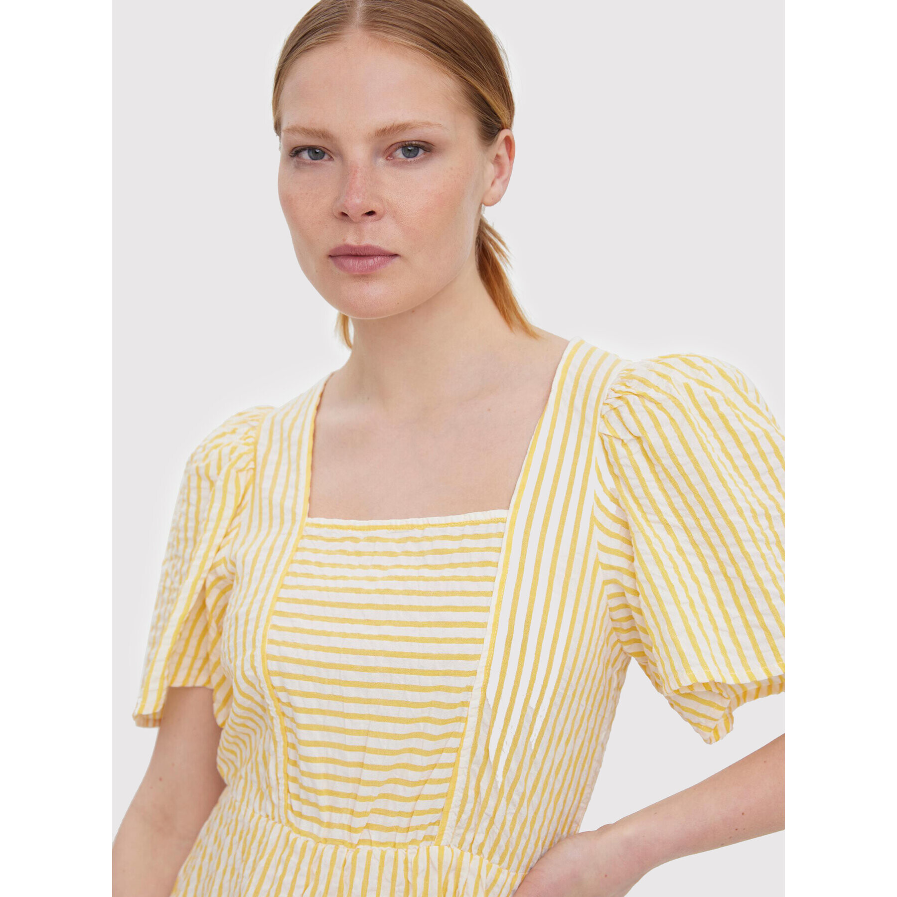 Vero Moda Ежедневна рокля Juno 10260798 Жълт Regular Fit - Pepit.bg