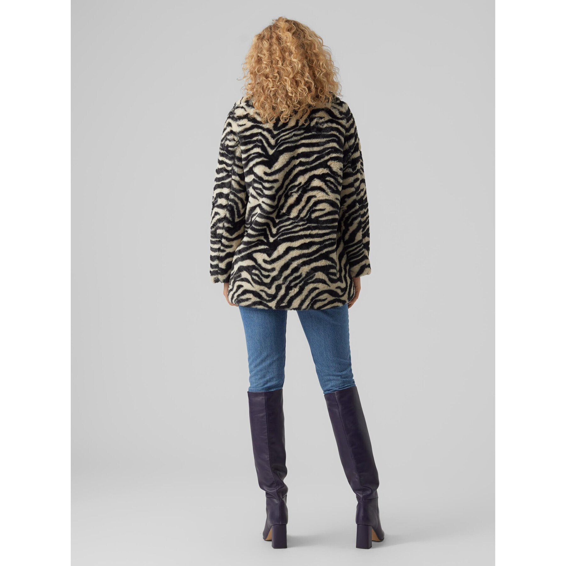 Vero Moda Кожено палто Rome 10267493 Бежов Regular Fit - Pepit.bg