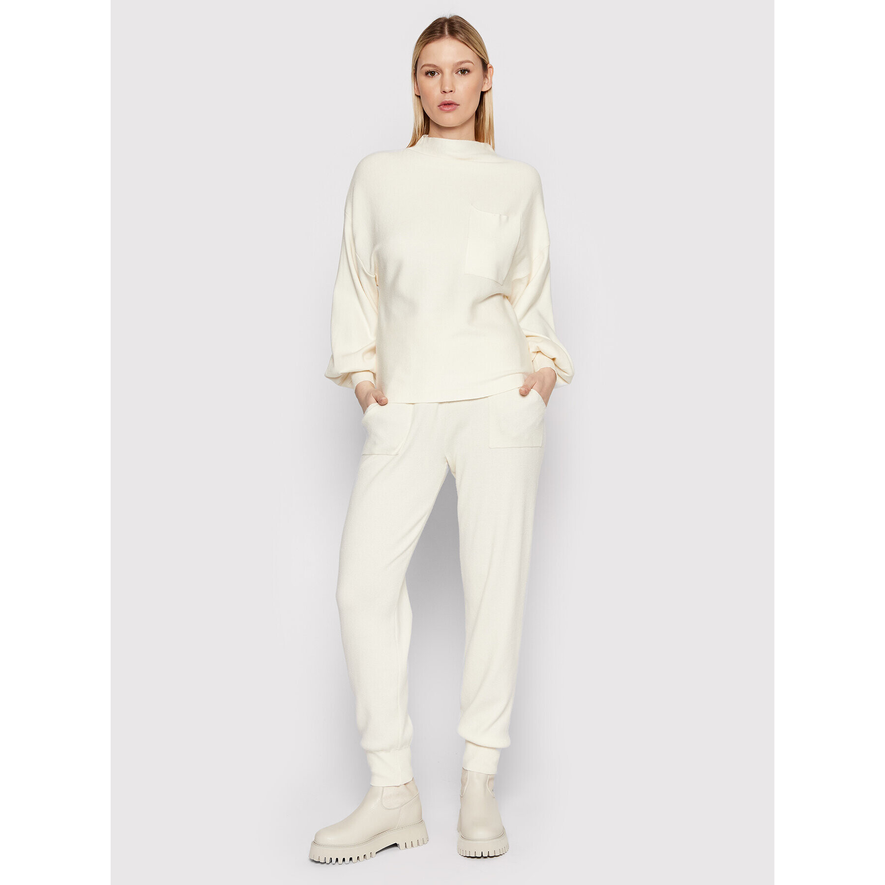 Vero Moda Плетени панталони Nancy 10260593 Екрю Regular Fit - Pepit.bg