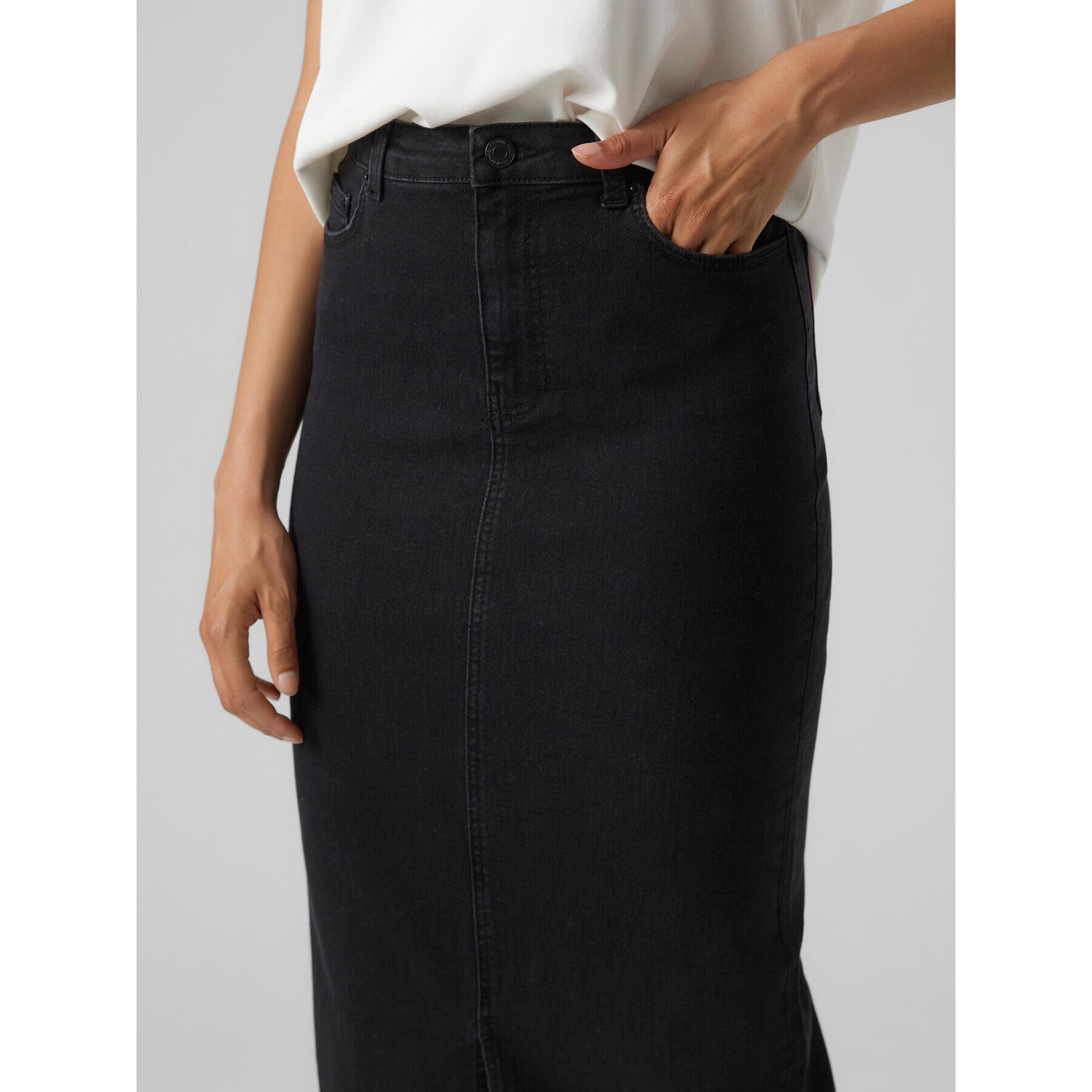 Vero Moda Пола тип молив Lina 10300188 Черен Regular Fit - Pepit.bg