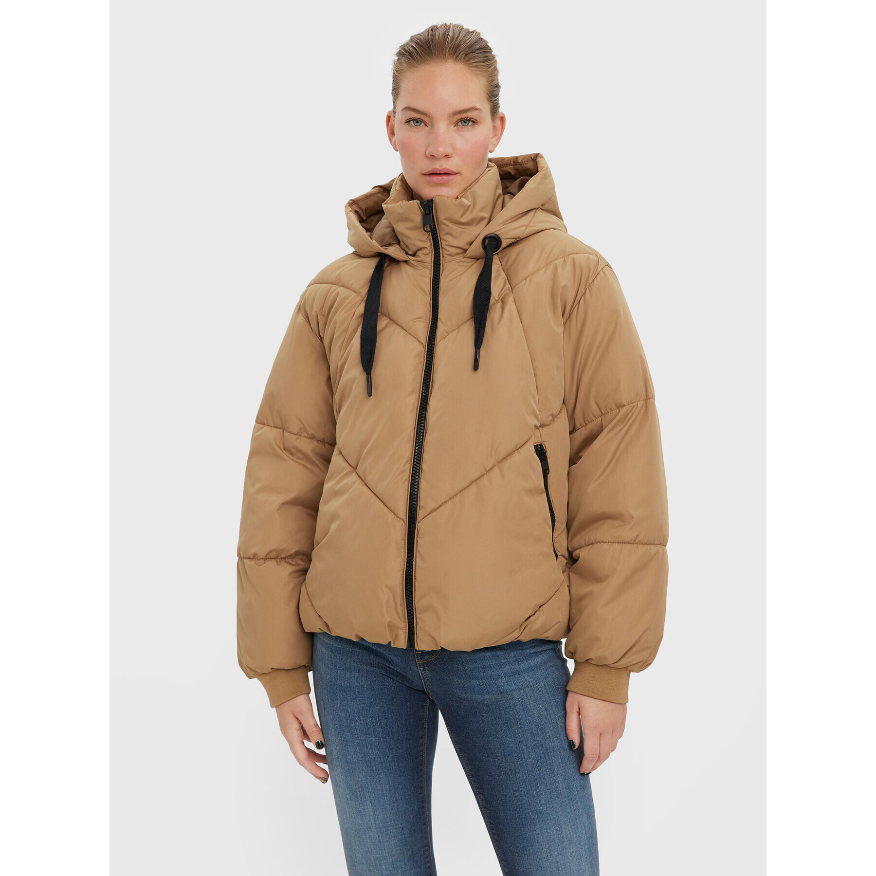 Vero Moda Пухено яке Beverly 10267111 Кафяв Regular Fit - Pepit.bg