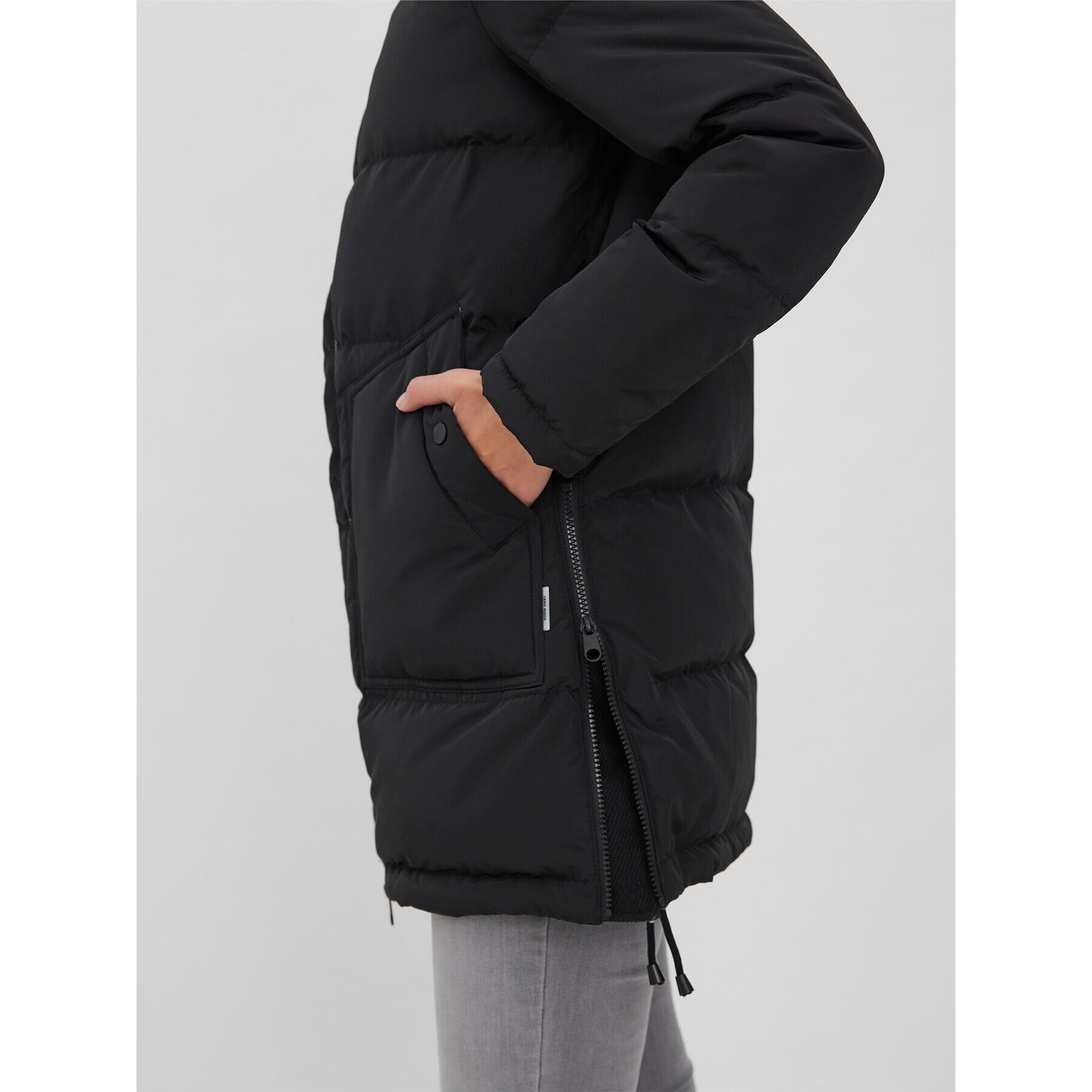 Vero Moda Пухено яке 10230839 Черен Regular Fit - Pepit.bg