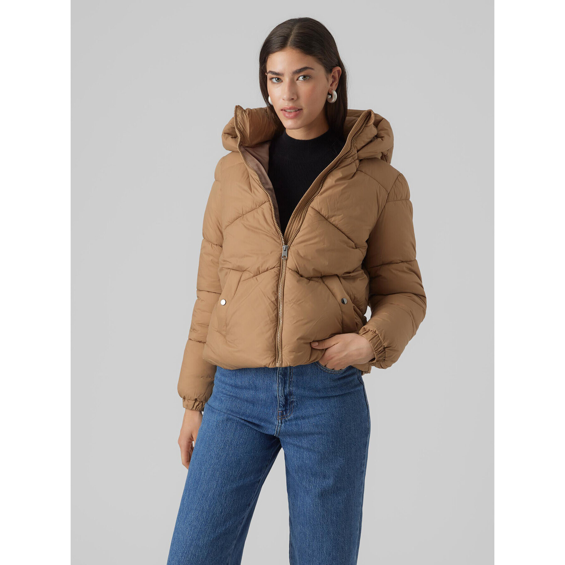 Vero Moda Пухено яке 10273951 Кафяв Regular Fit - Pepit.bg