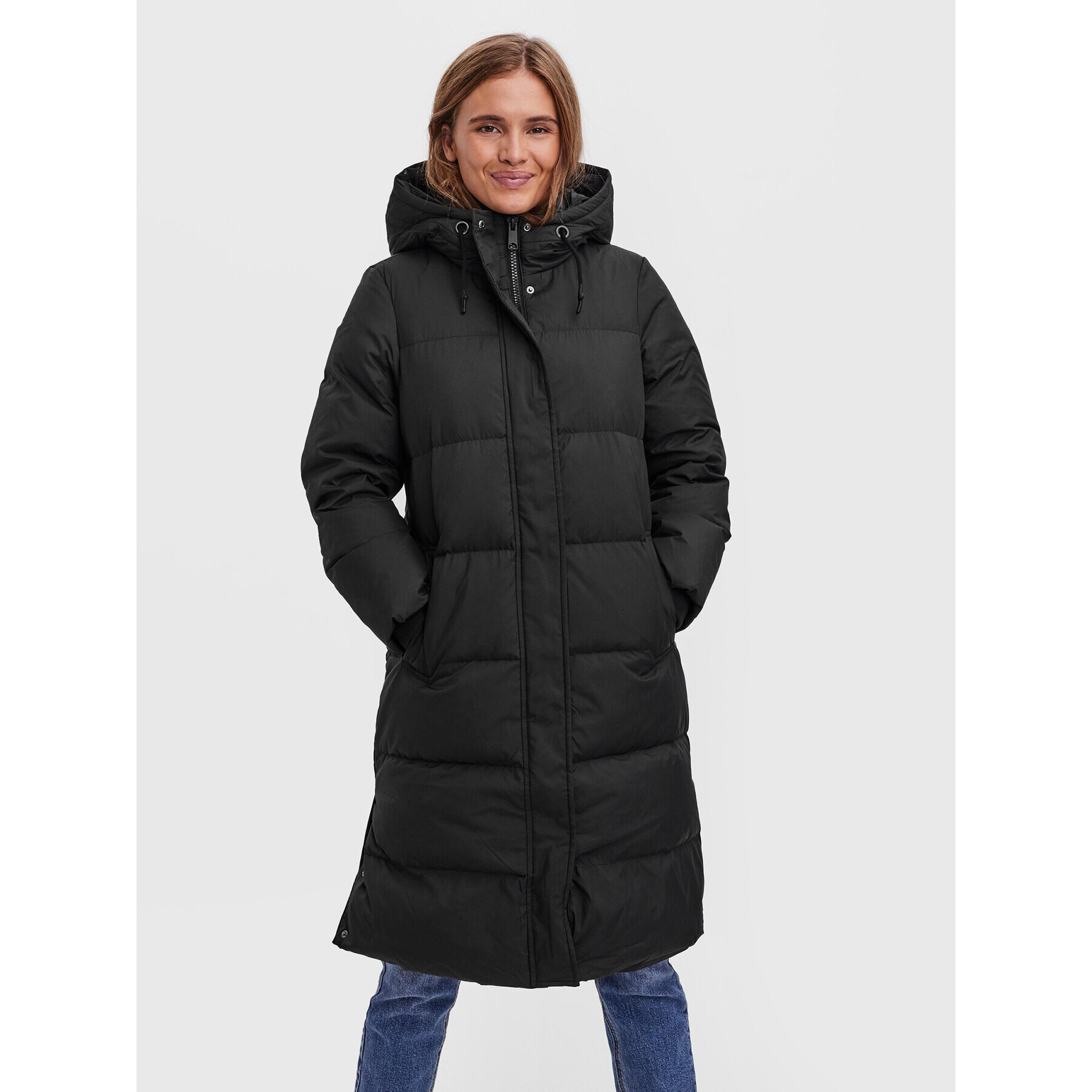 Vero Moda Пухено яке Erica Holly 10251595 Черен Regular Fit - Pepit.bg