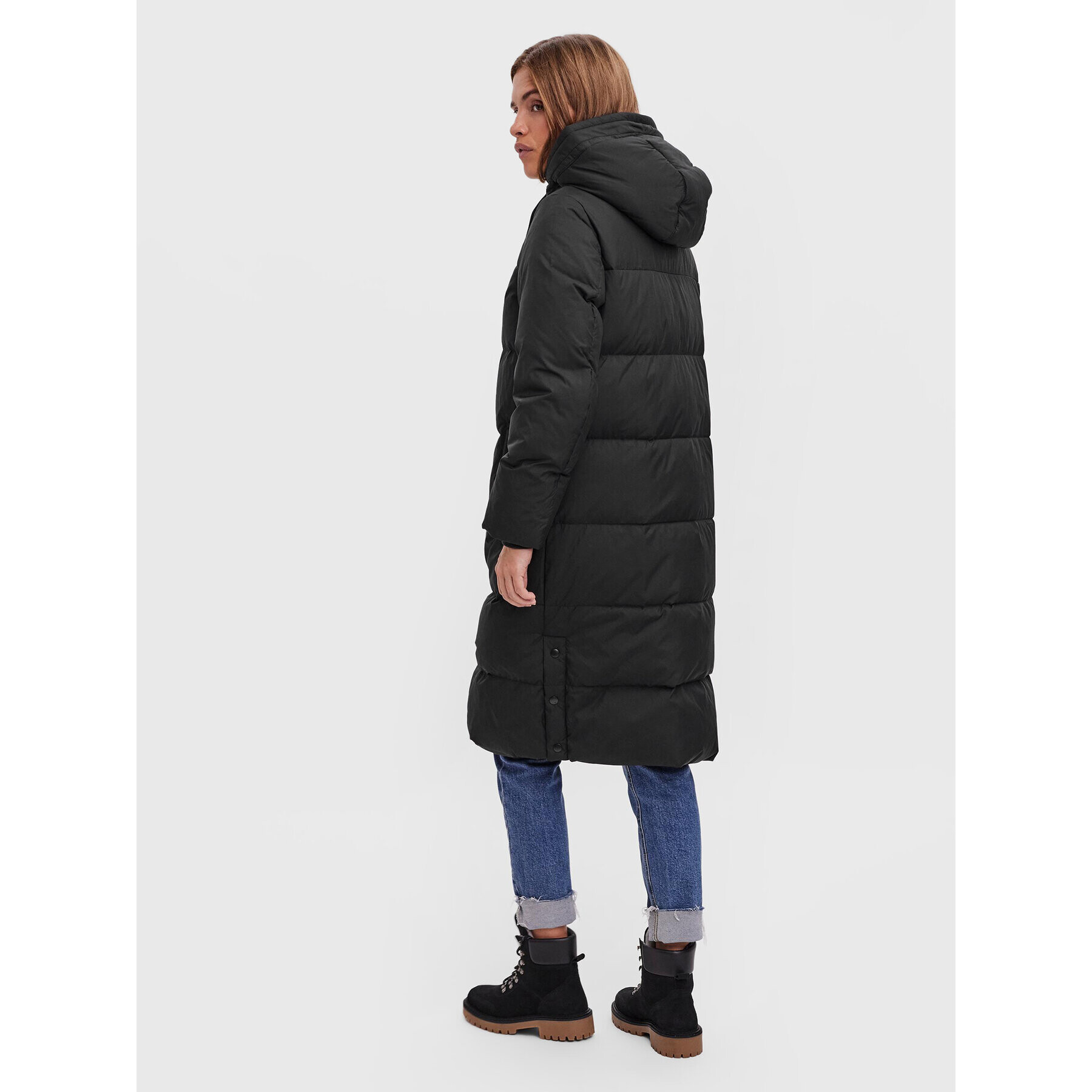 Vero Moda Пухено яке Erica Holly 10251595 Черен Regular Fit - Pepit.bg