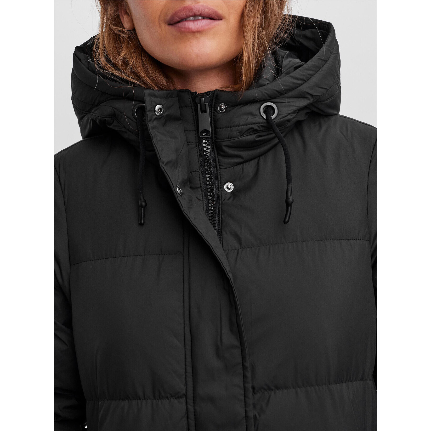 Vero Moda Пухено яке Erica Holly 10251595 Черен Regular Fit - Pepit.bg