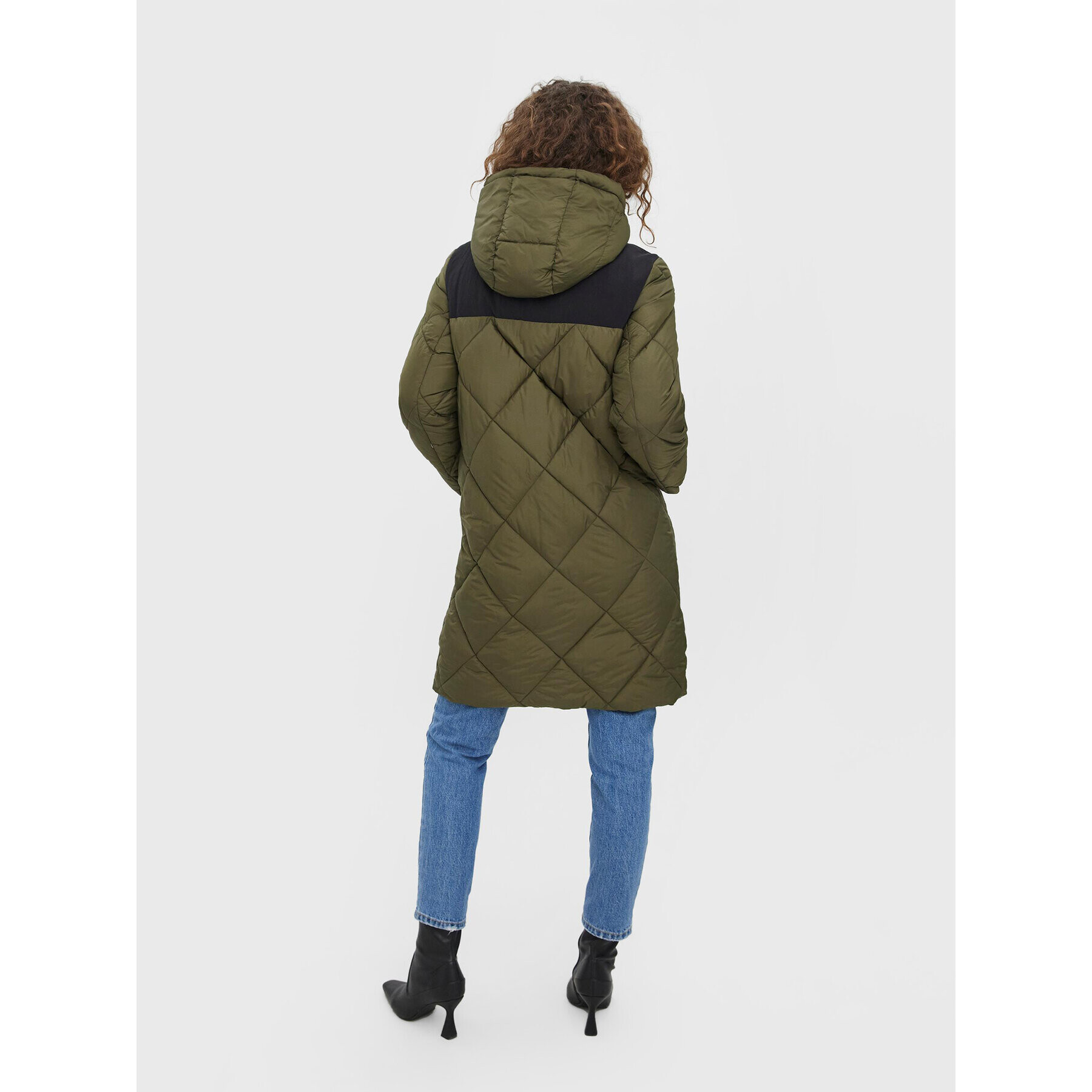 Vero Moda Пухено яке Liberty 10270240 Зелен Regular Fit - Pepit.bg