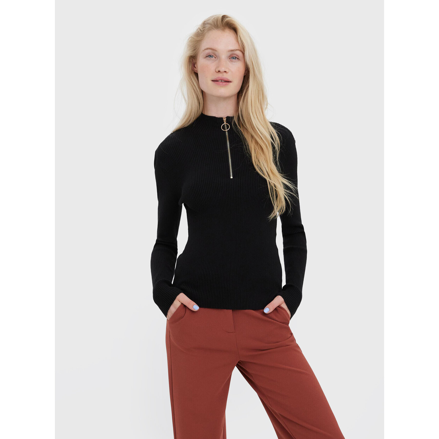 Vero Moda Пуловер Evie 10269110 Черен Slim Fit - Pepit.bg
