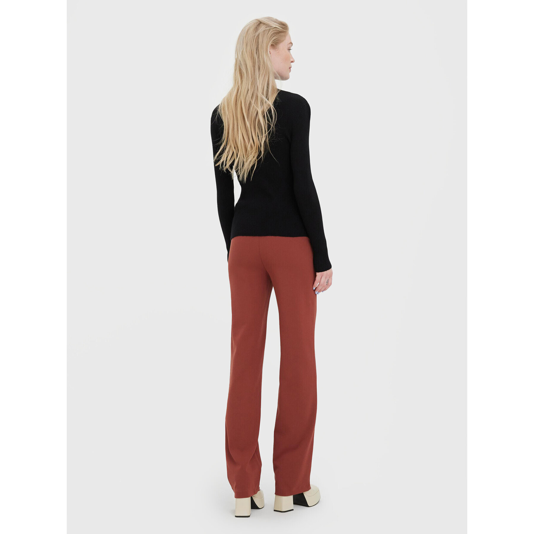 Vero Moda Пуловер Evie 10269110 Черен Slim Fit - Pepit.bg