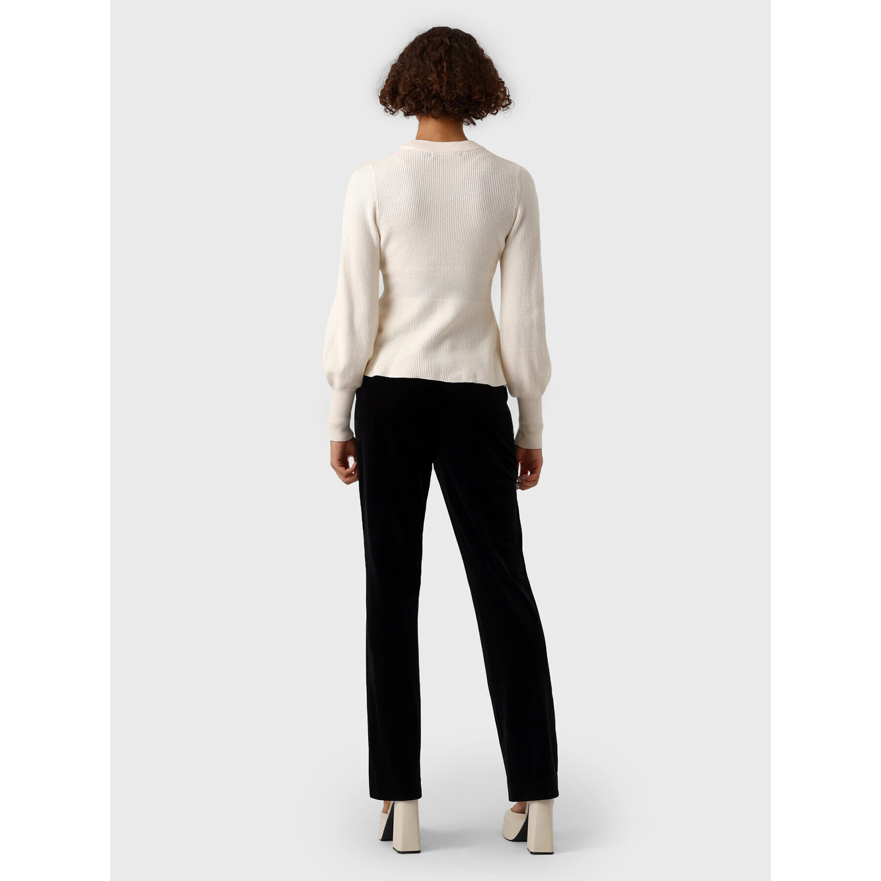 Vero Moda Пуловер Holly 10268921 Екрю Regular Fit - Pepit.bg