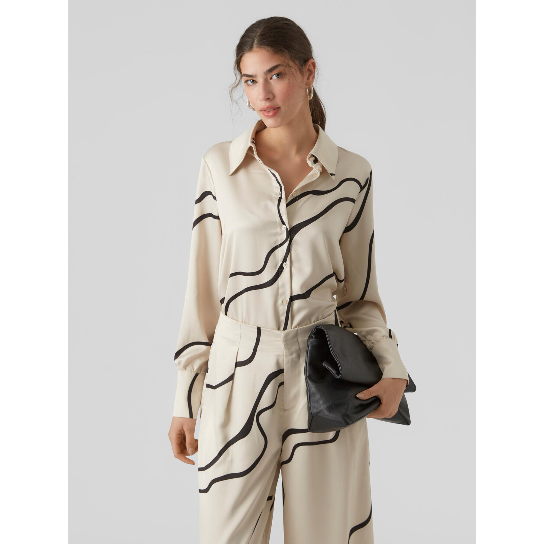 Vero Moda Риза 10295431 Екрю Regular Fit - Pepit.bg