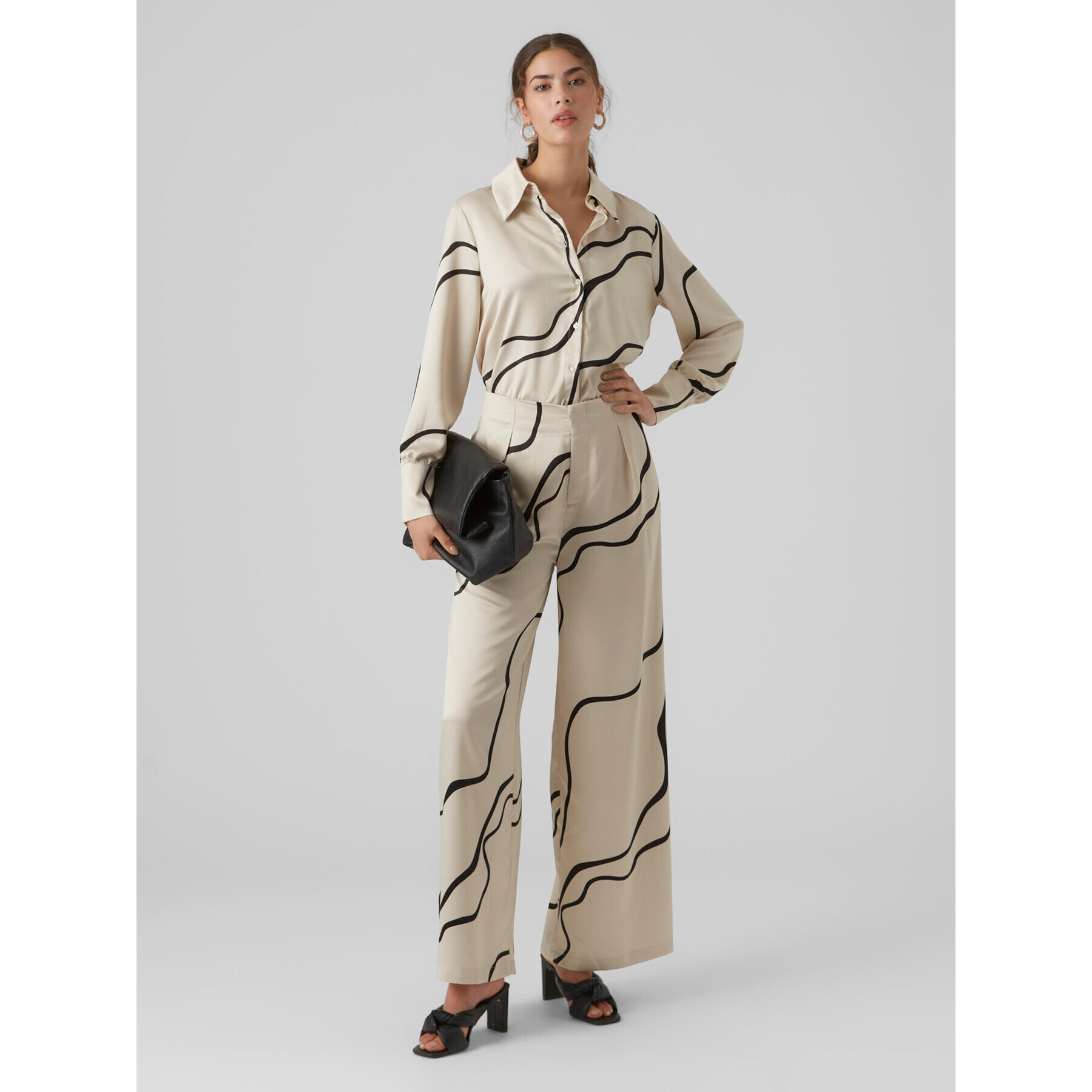 Vero Moda Риза 10295431 Екрю Regular Fit - Pepit.bg