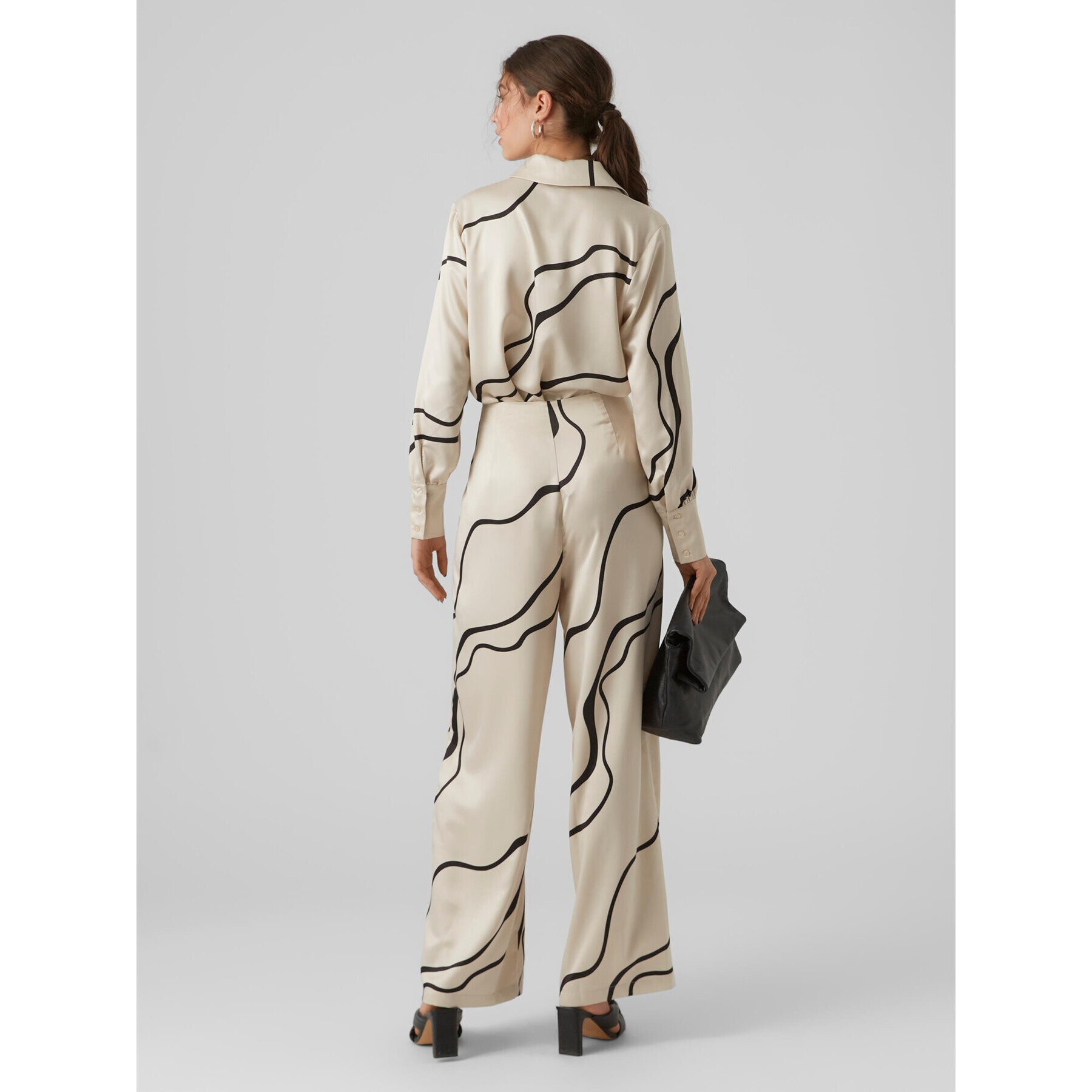 Vero Moda Риза 10295431 Екрю Regular Fit - Pepit.bg