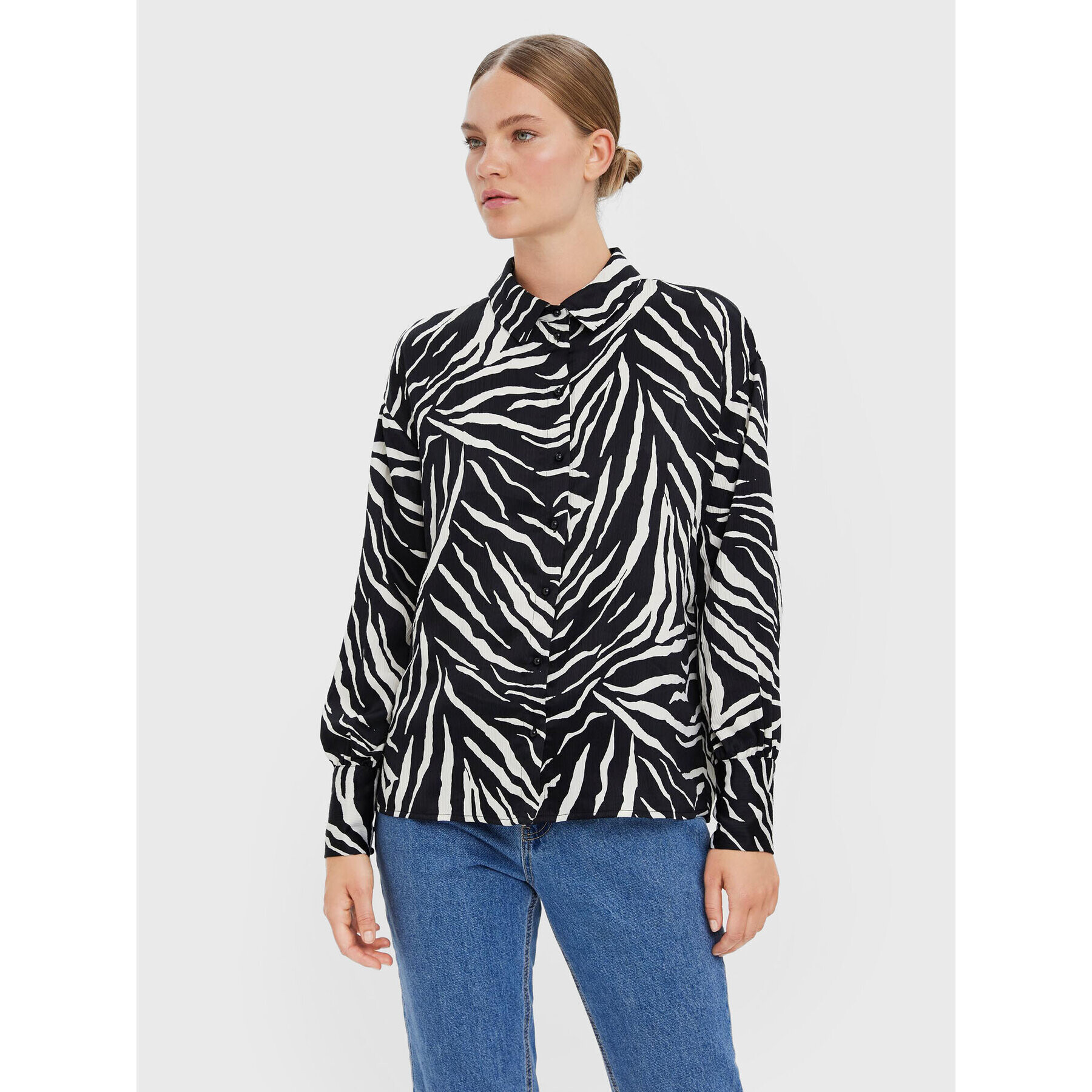 Vero Moda Риза Liva 10275278 Черен Relaxed Fit - Pepit.bg