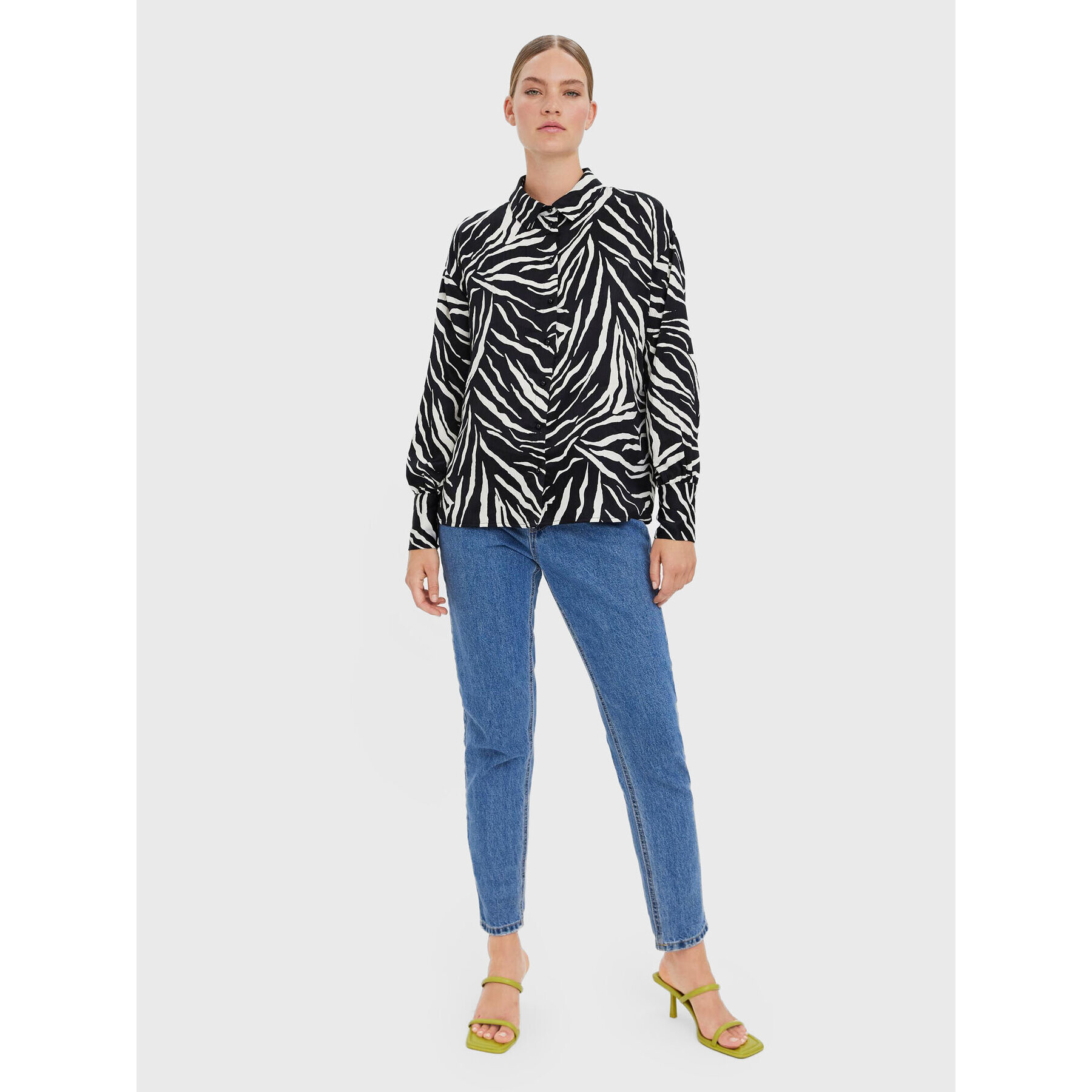 Vero Moda Риза Liva 10275278 Черен Relaxed Fit - Pepit.bg