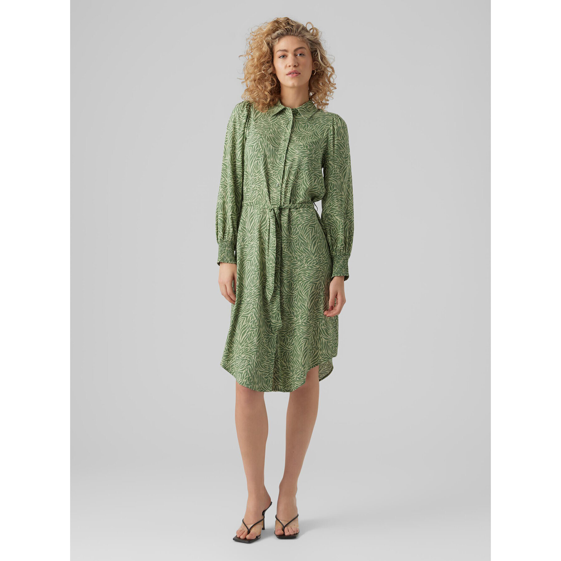 Vero Moda Рокля тип риза Sara 10282451 Зелен Regular Fit - Pepit.bg