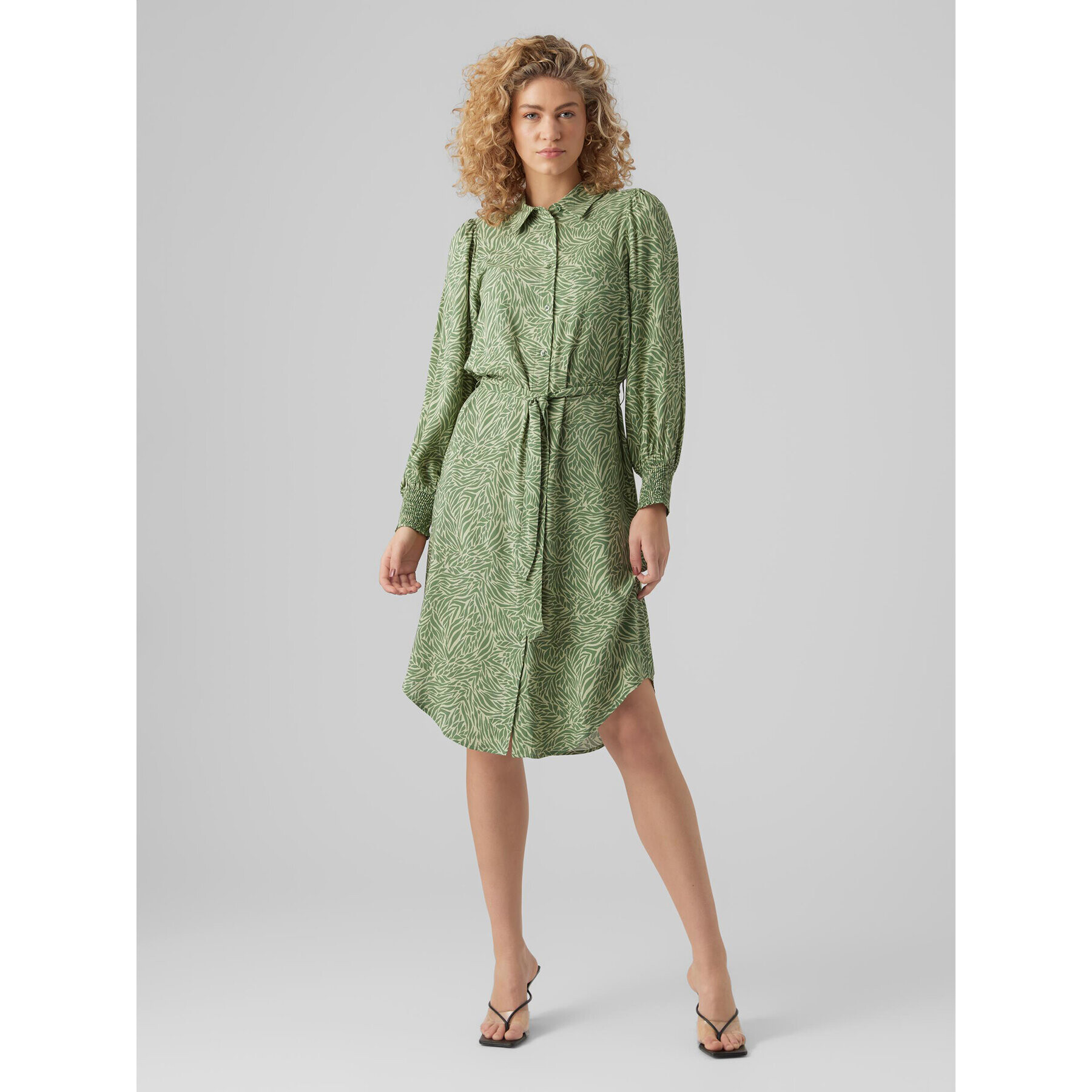 Vero Moda Рокля тип риза Sara 10282451 Зелен Regular Fit - Pepit.bg